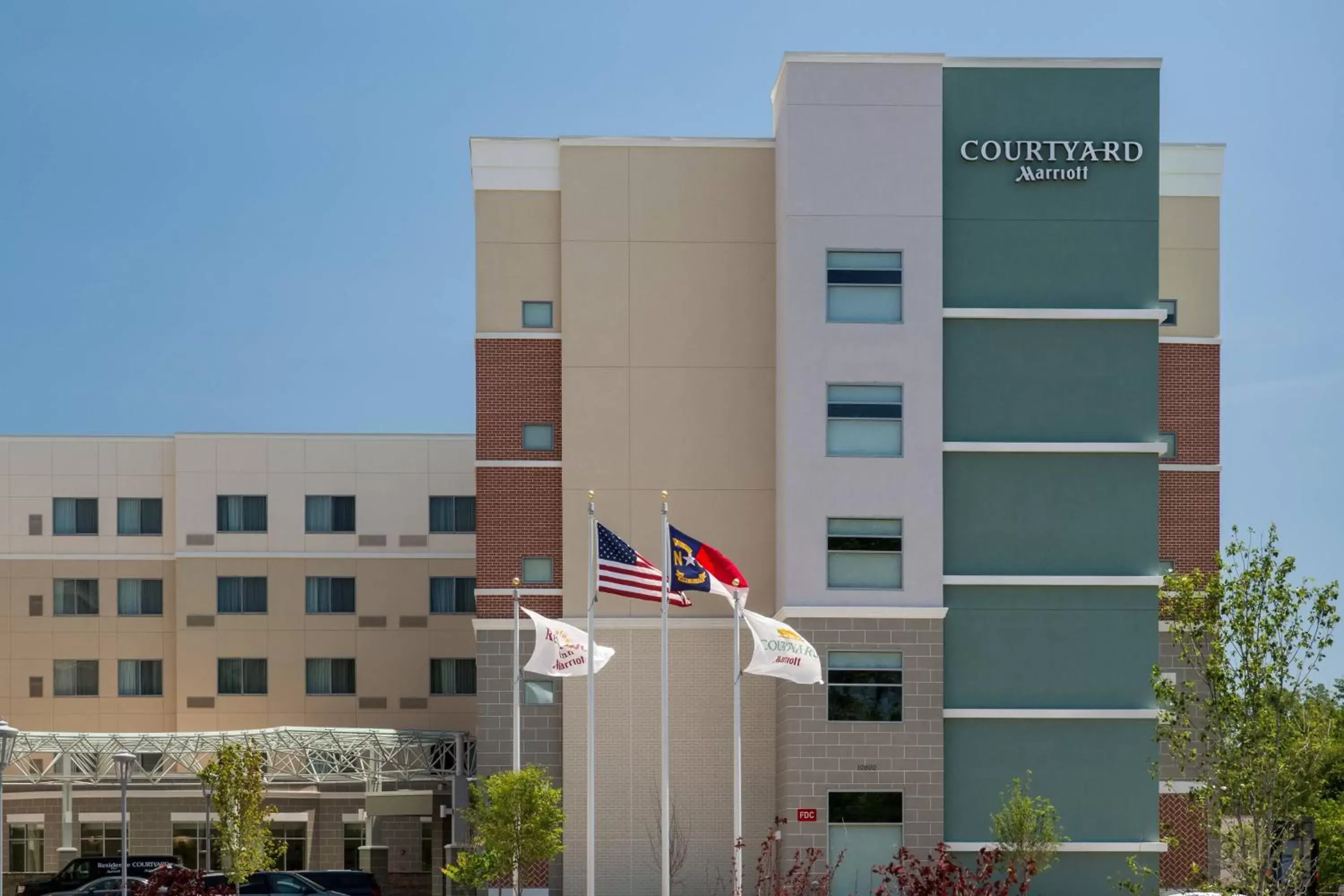 Property building in Courtyard by Marriott Raleigh-Durham Airport/Brier Creek Property building in Courtyard by Marriott Raleigh-Durham Airport/Brier Creek