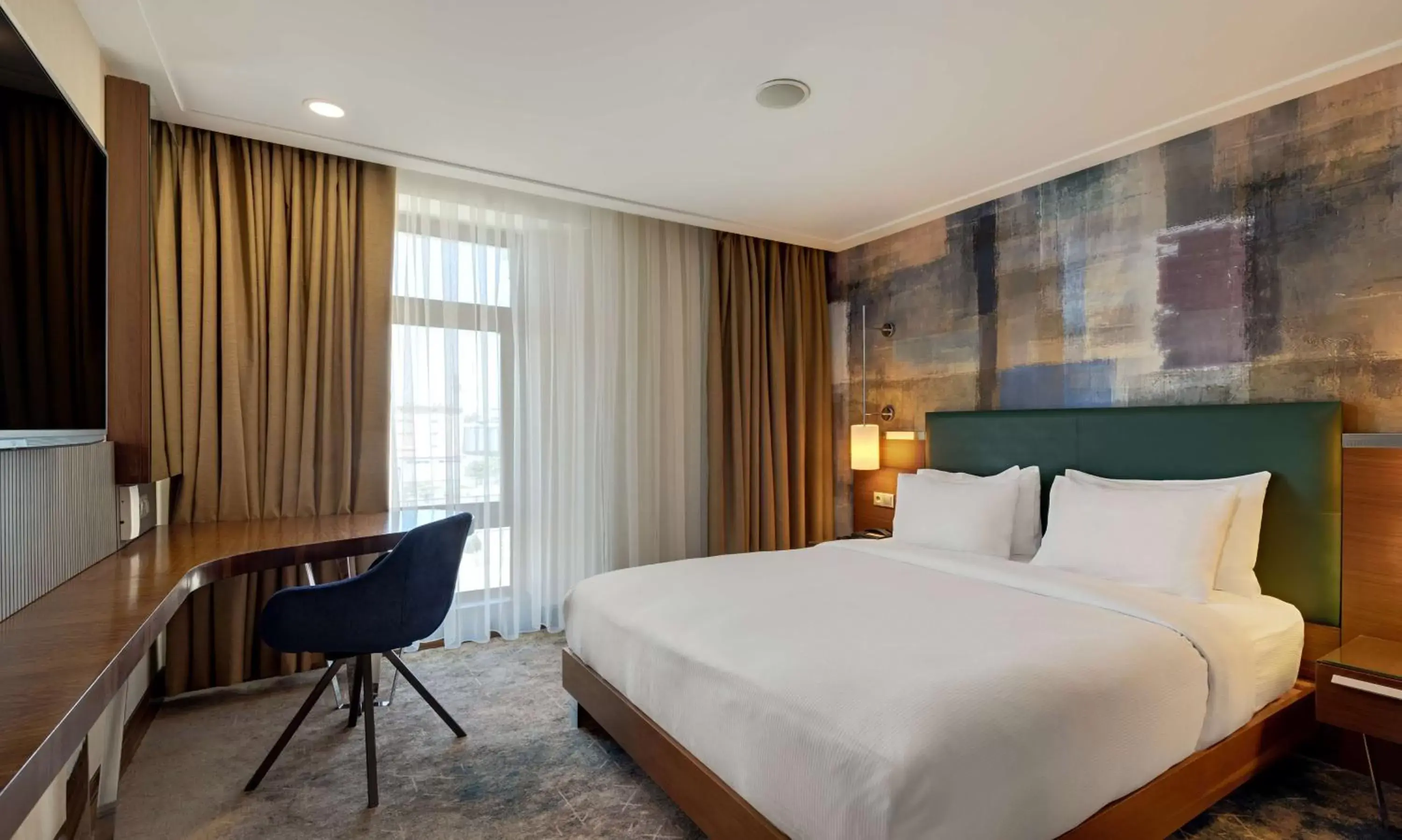 Bedroom, Bed in Doubletree by Hilton Van