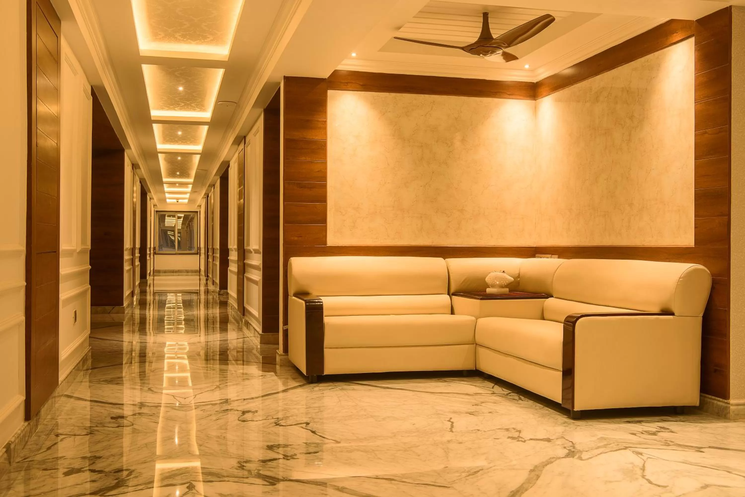 Floor plan, Seating Area in White Lotus Hotel