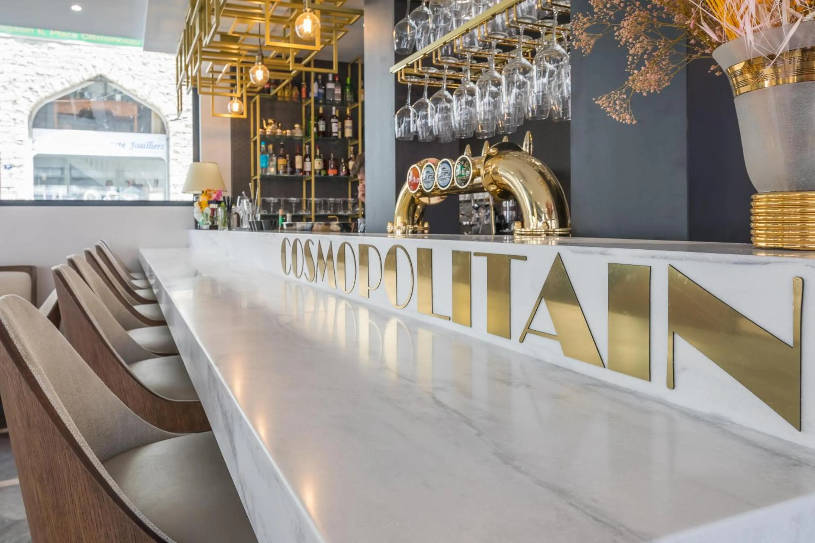 Hôtel Cosmopolitain