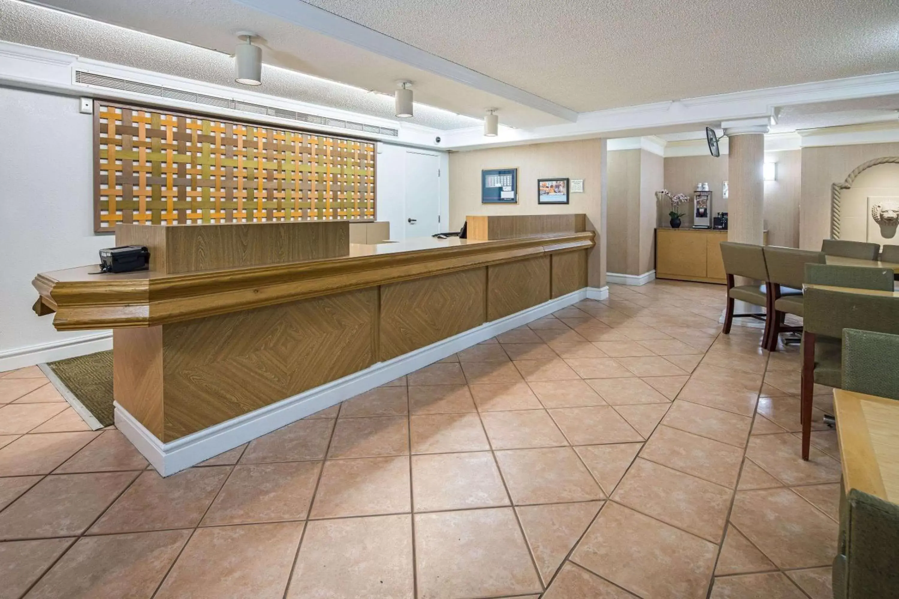 Lobby or reception, Lobby/Reception in La Quinta Inn by Wyndham San Diego - Miramar