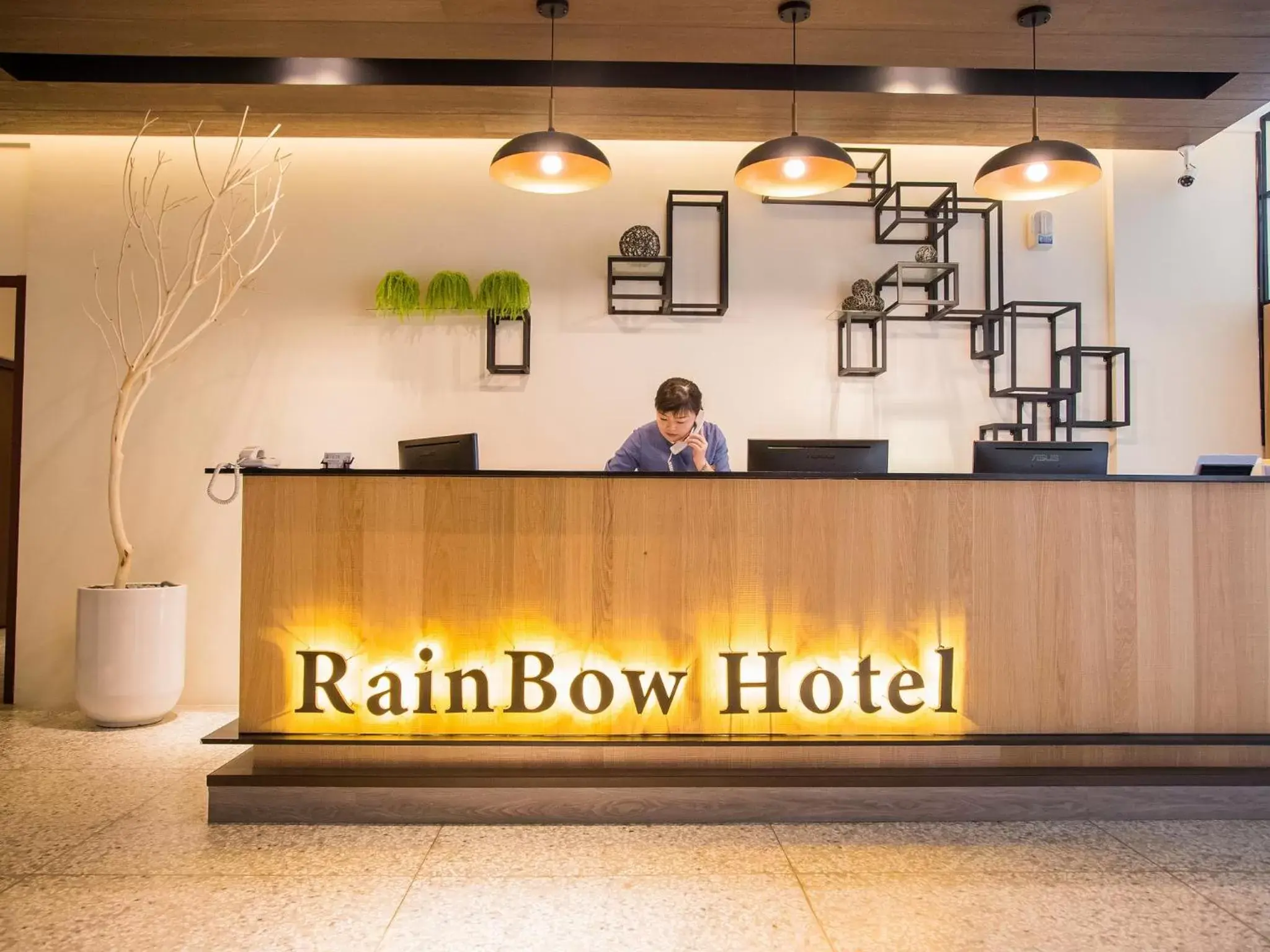 Rainbow Hotel