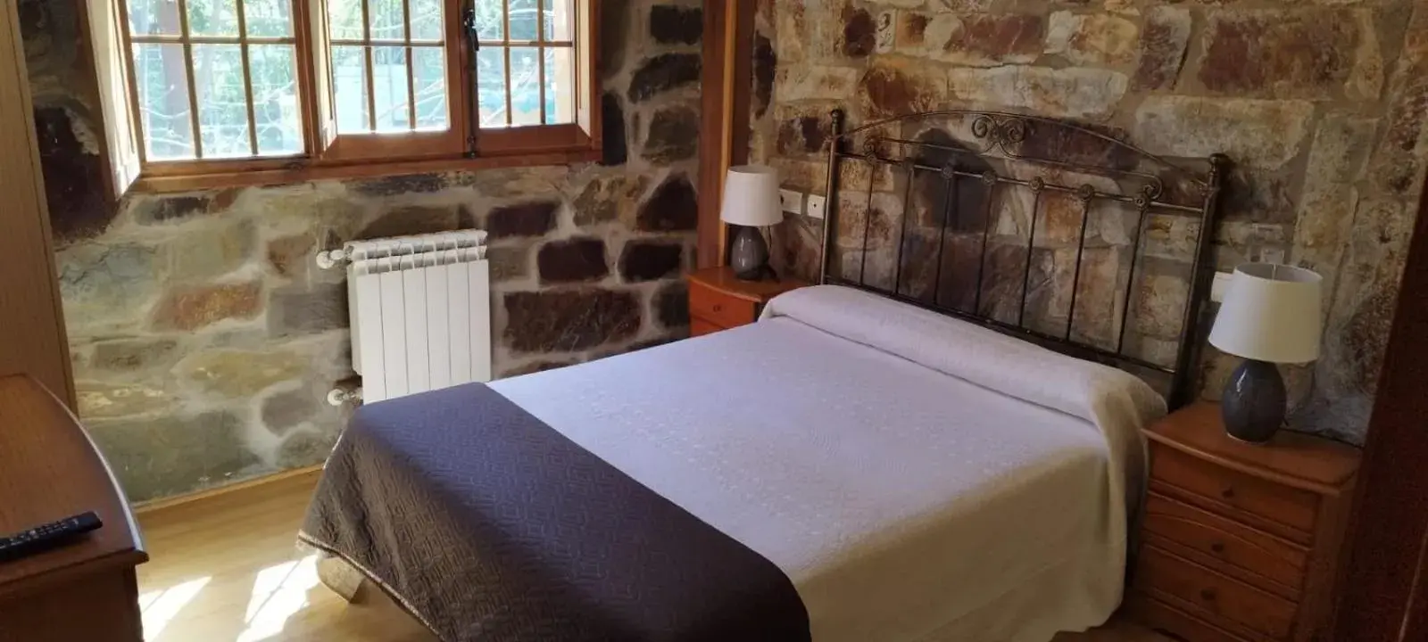 Bed in Hotel Rural Camino Medulas