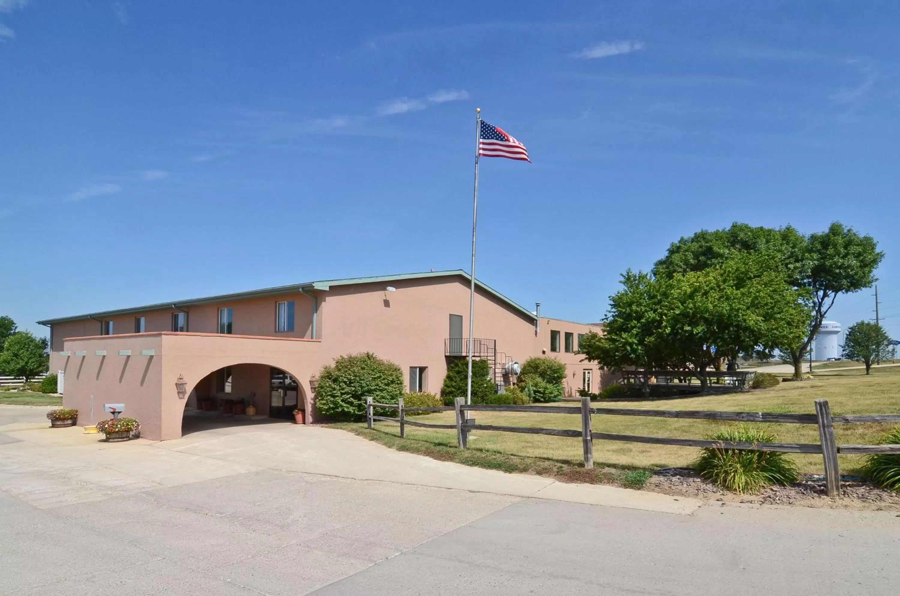 Property building in Best Western La Grande Hacienda