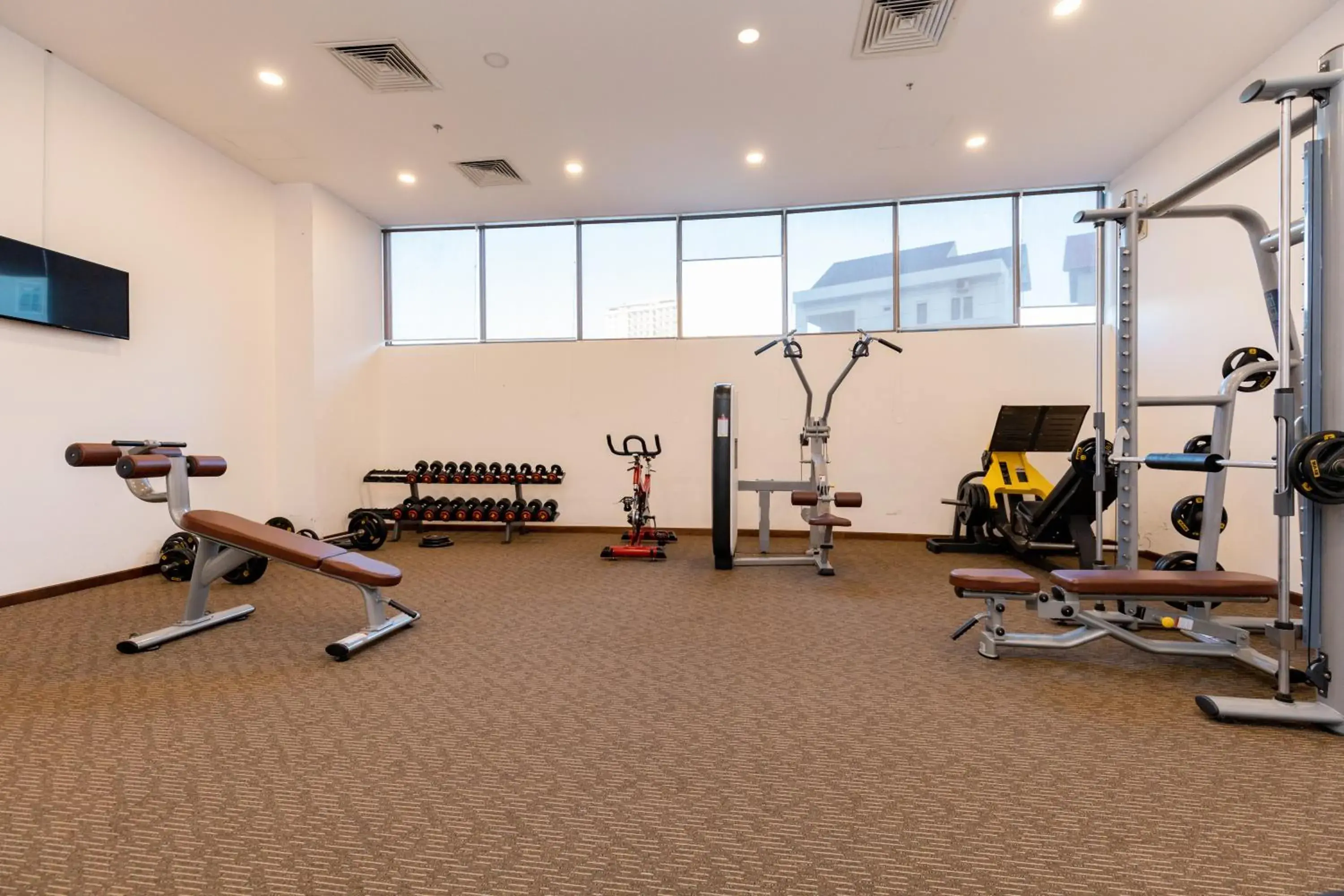 Fitness centre/facilities, Fitness Center/Facilities in DIC Star Landmark