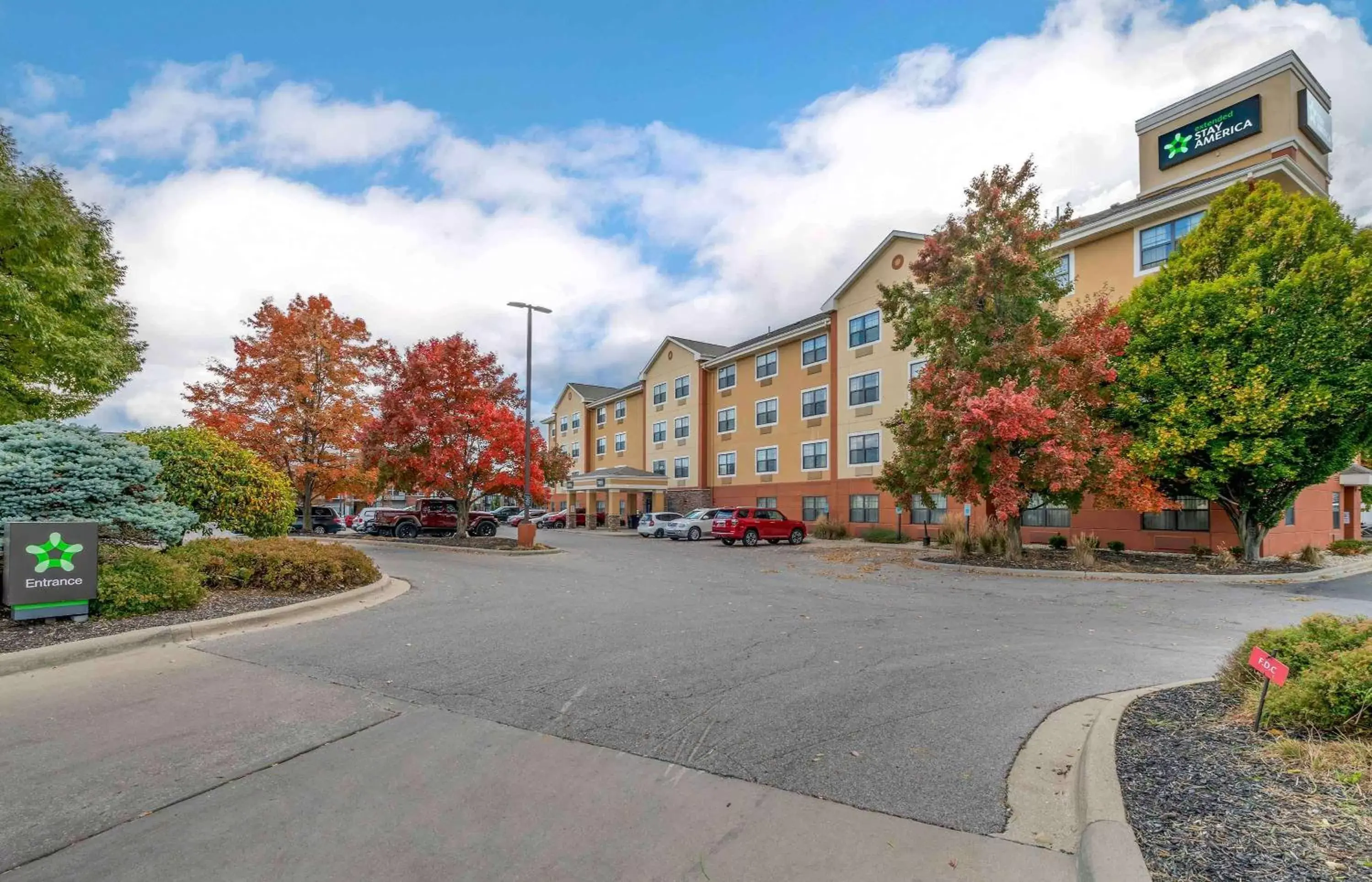 Property Building in Extended Stay America Suites - Columbus - Worthington