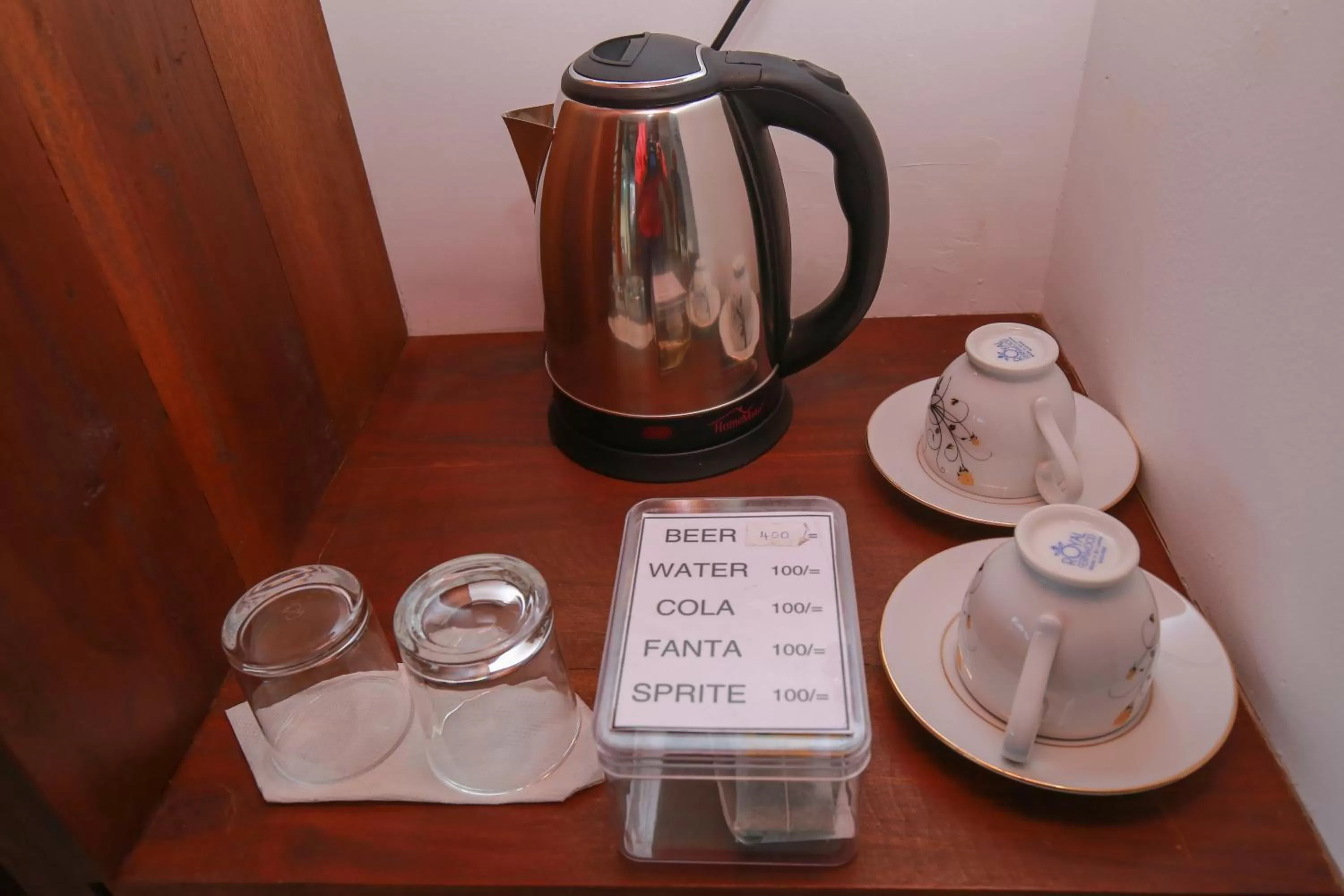 Coffee/tea facilities in The Chillout Ella