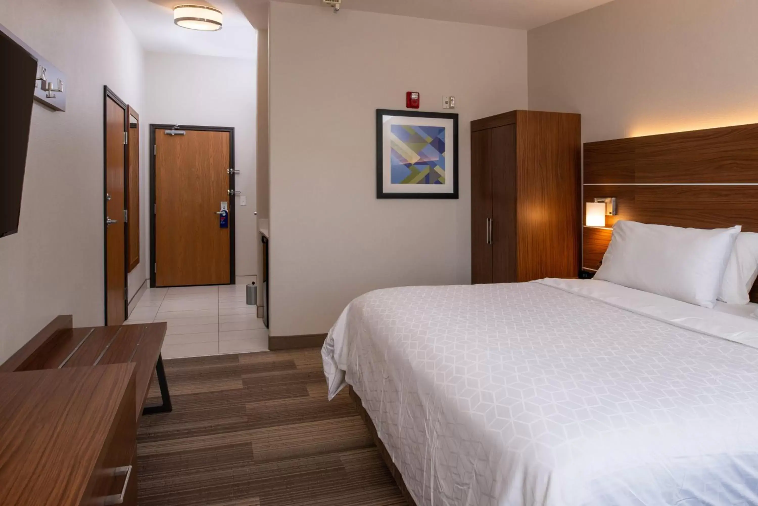 Photo of the whole room, Bed in Holiday Inn Express Hotel & Suites Gunnison, an IHG Hotel