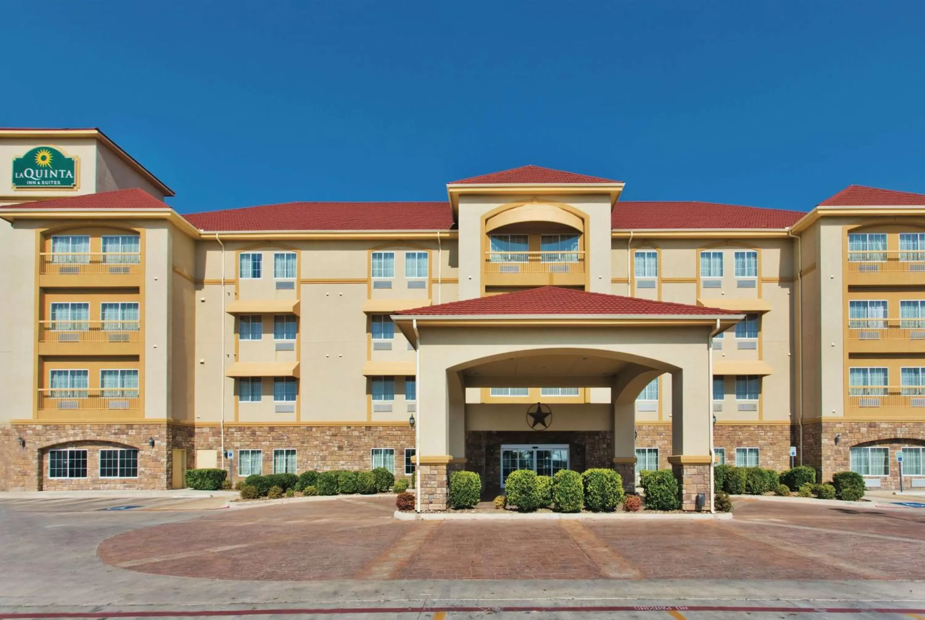 Property building in La Quinta Inn and Suites by Wyndham - Schertz Property building in La Quinta Inn and Suites by Wyndham - Schertz