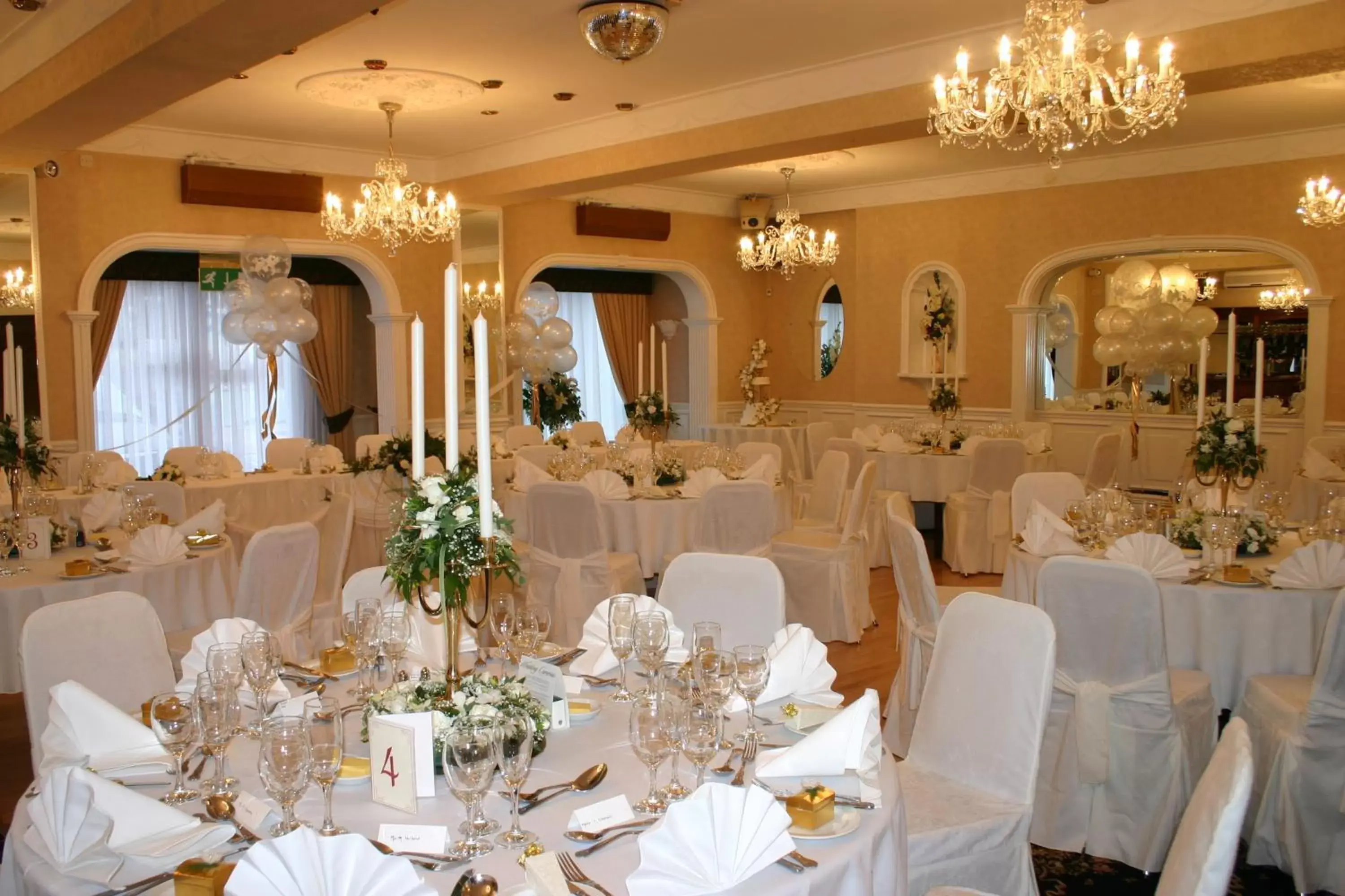 Banquet/Function facilities, Banquet Facilities in Revelstoke Hotel