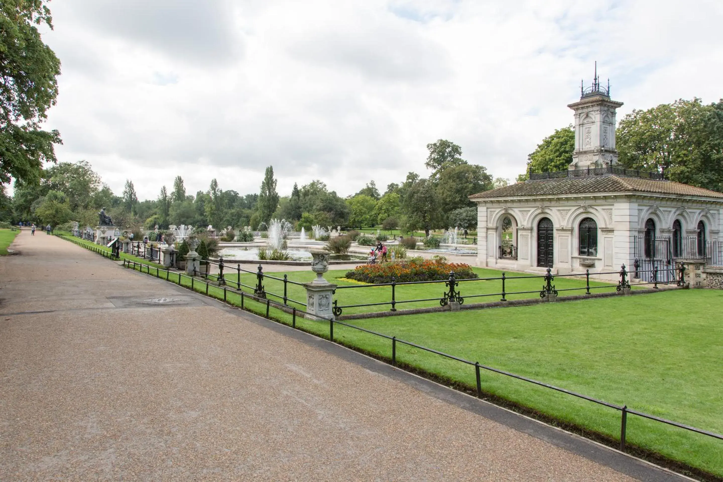 Nearby landmark in Thistle London Hyde Park Kensington Gardens