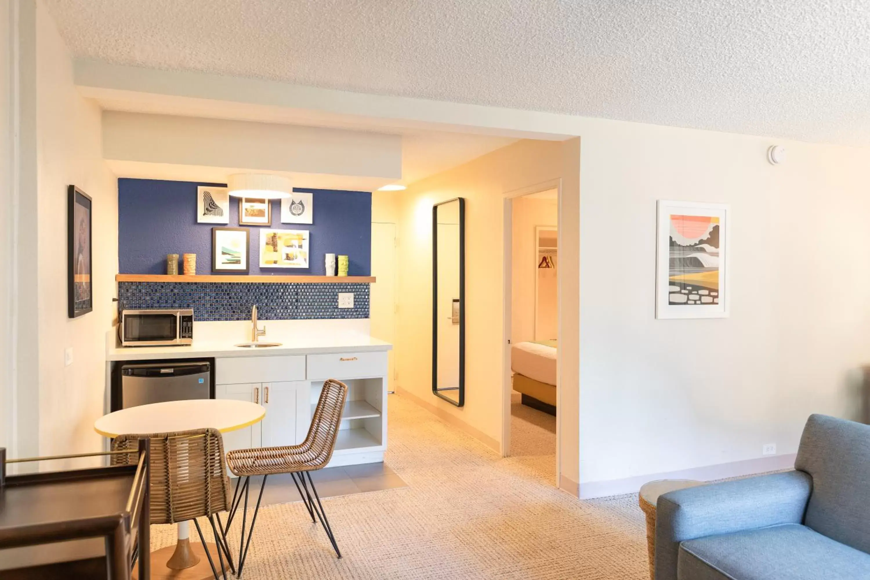 Kitchen or kitchenette in White Sands Hotel