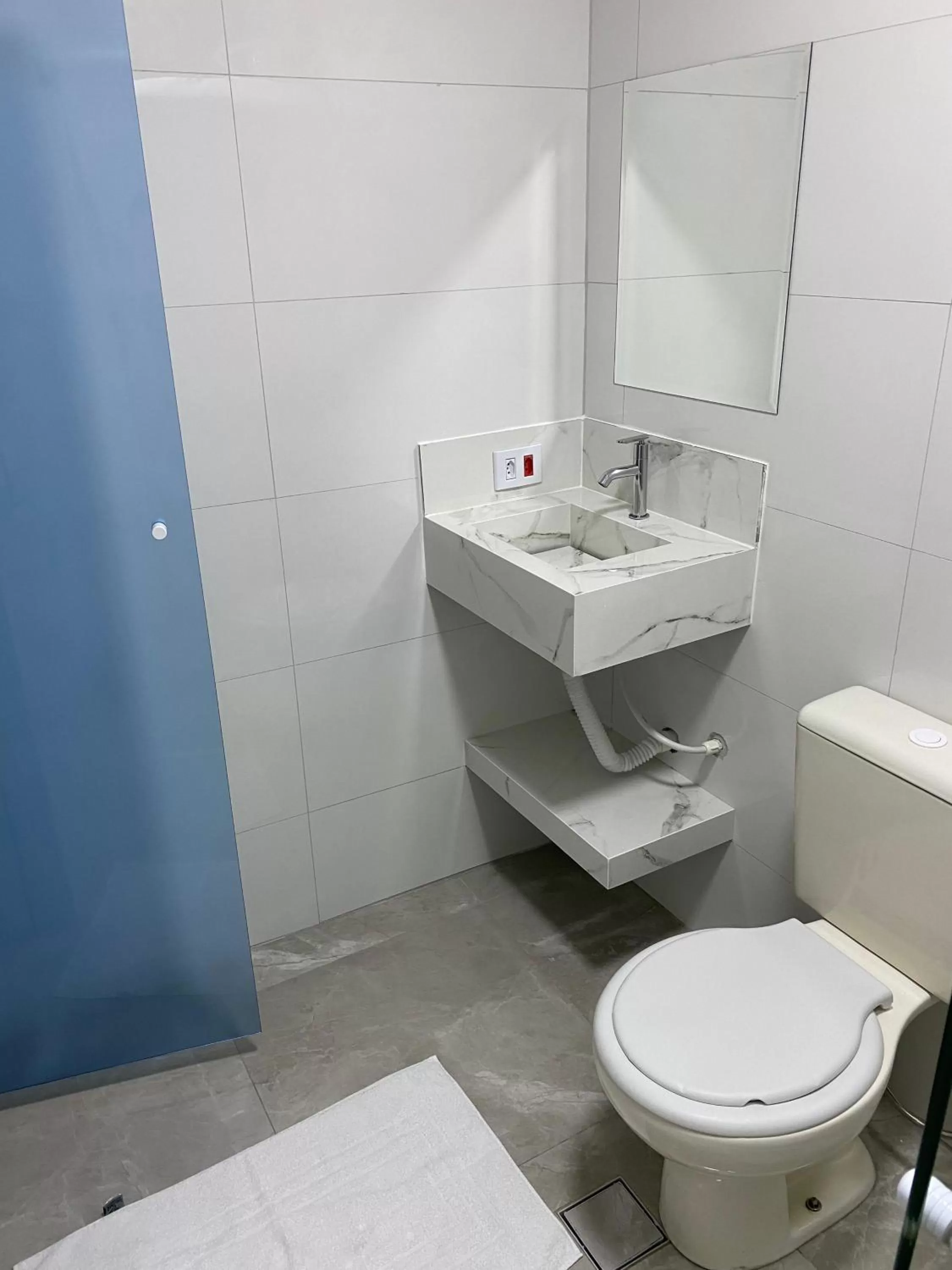 Toilet in Hotel Urban