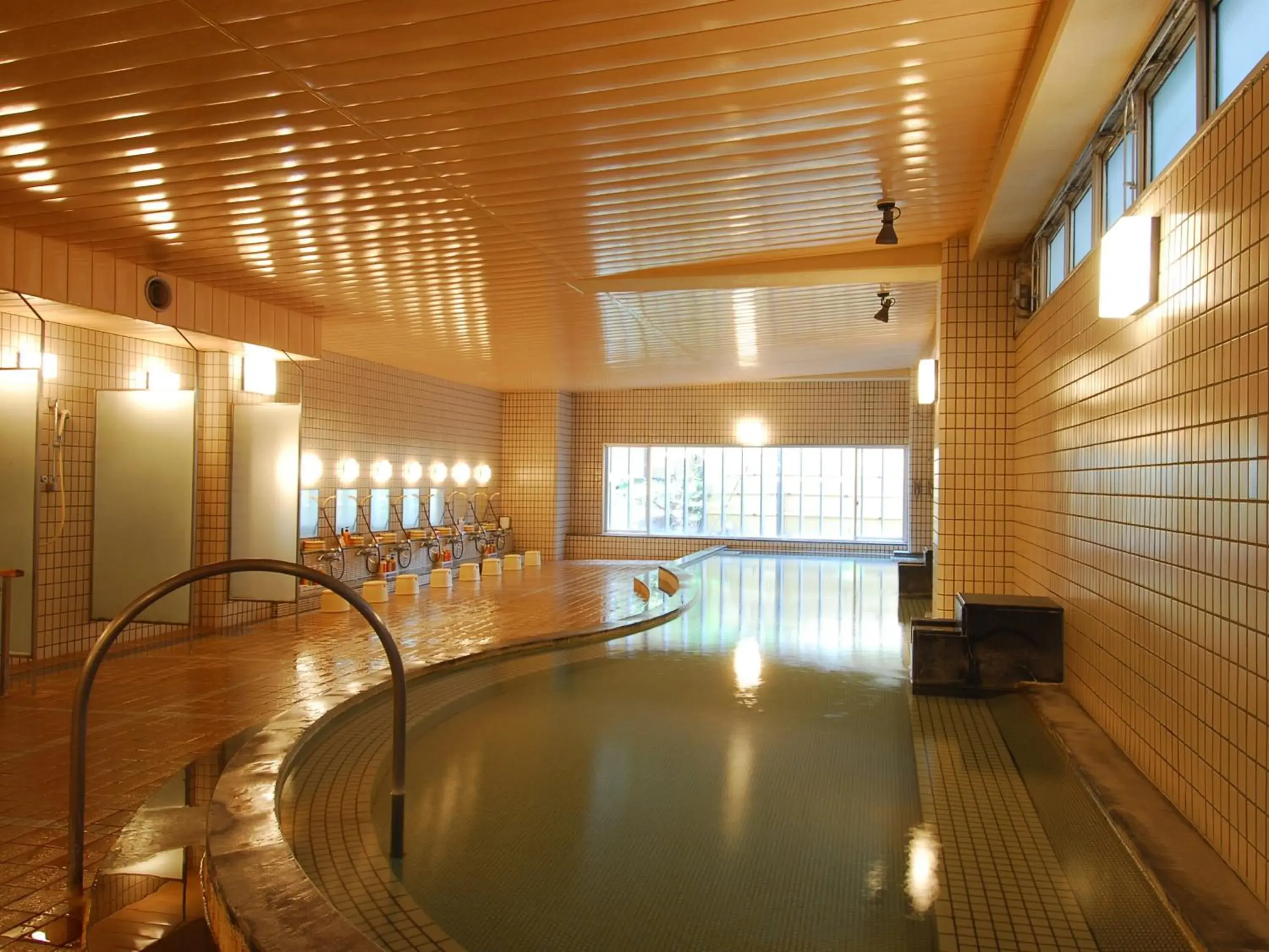 Hot Spring Bath, Swimming Pool in Hanabishi Hotel