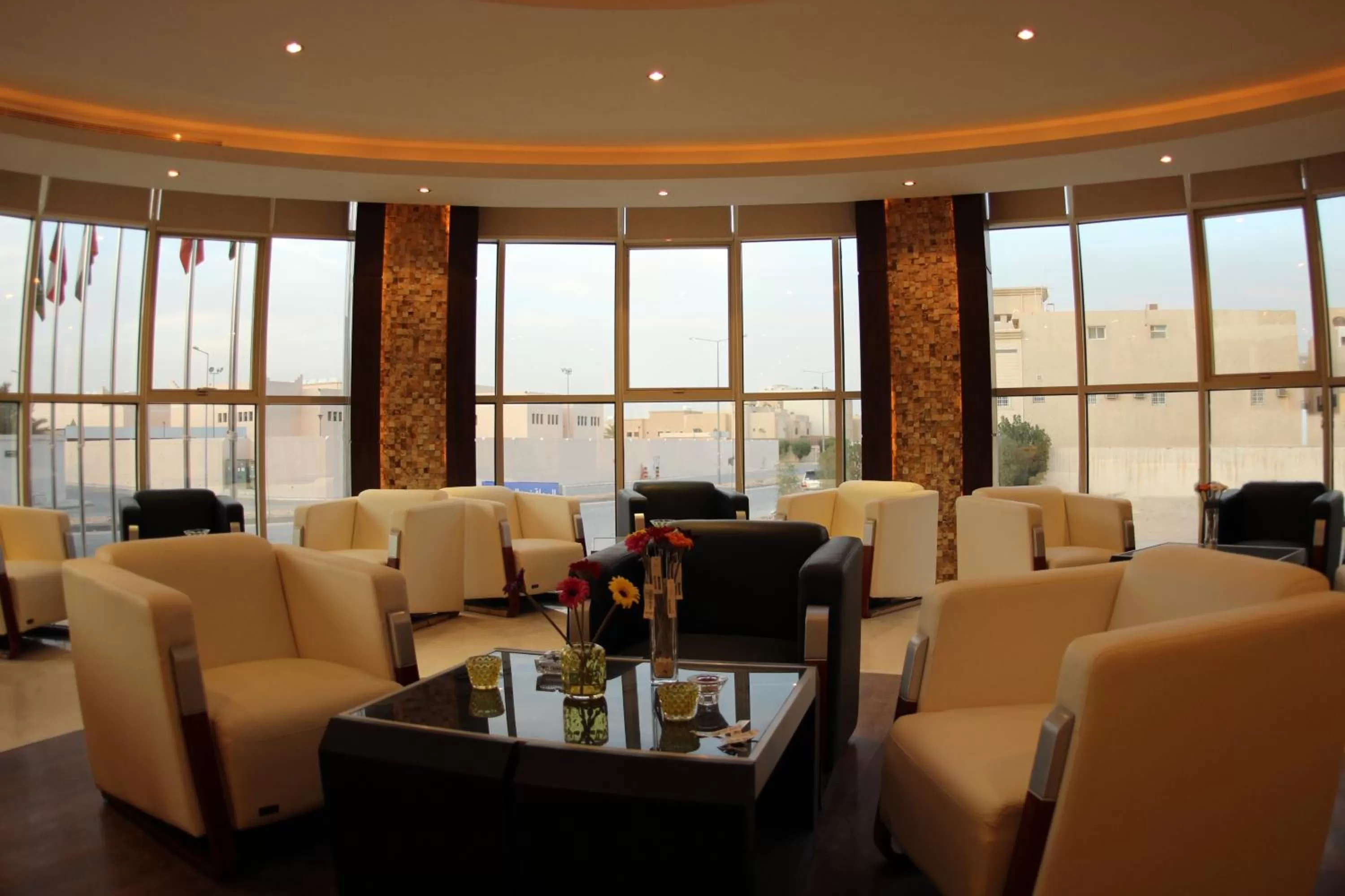 Lounge or bar, Seating Area in Samaya Suites