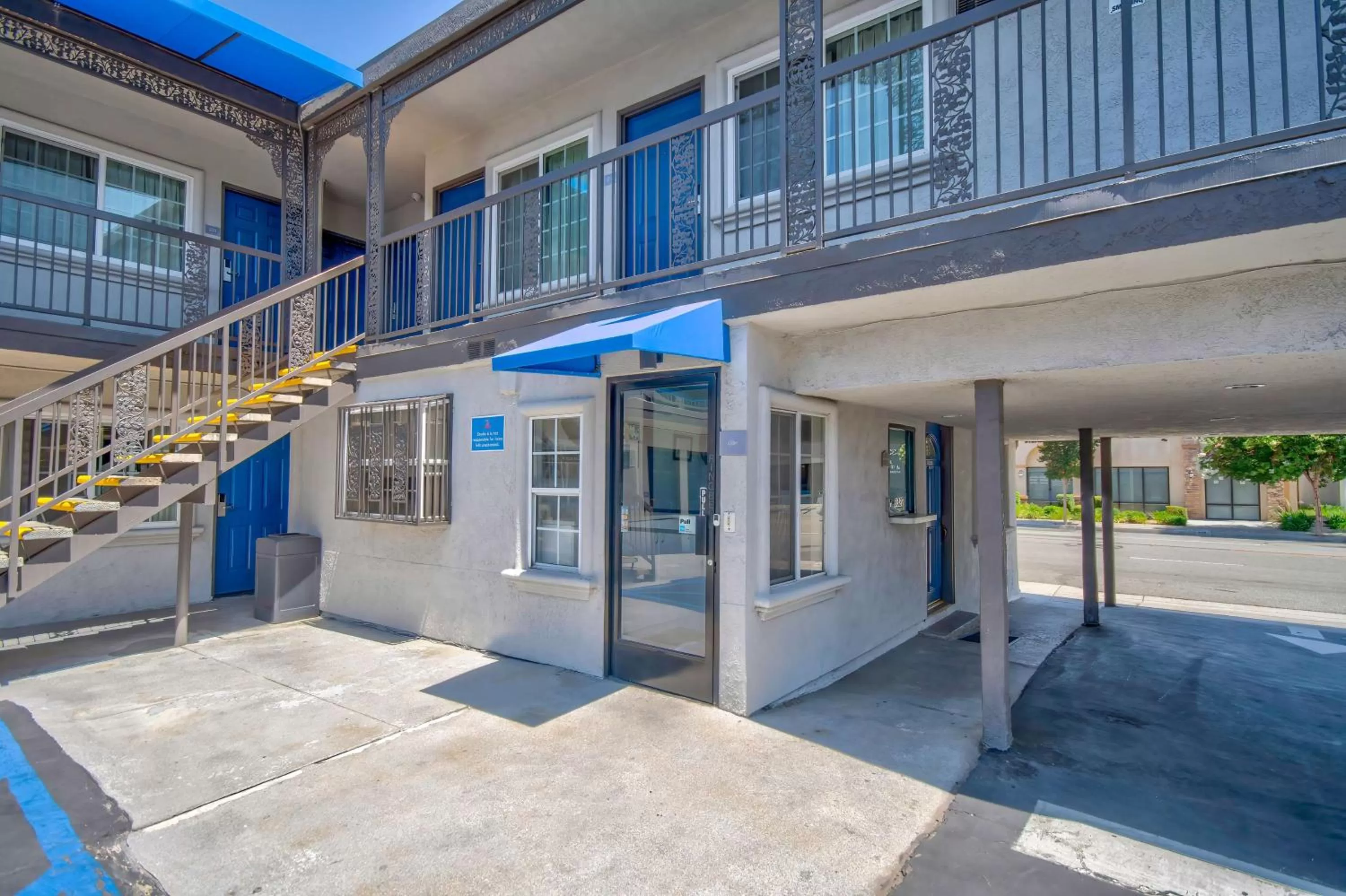 Property building in Studio 6 Rosemead, CA