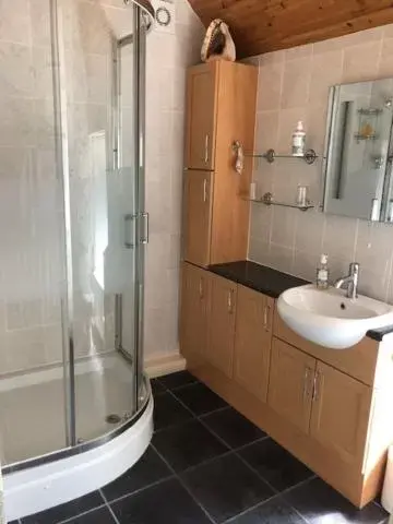 Bathroom in Last Cottage