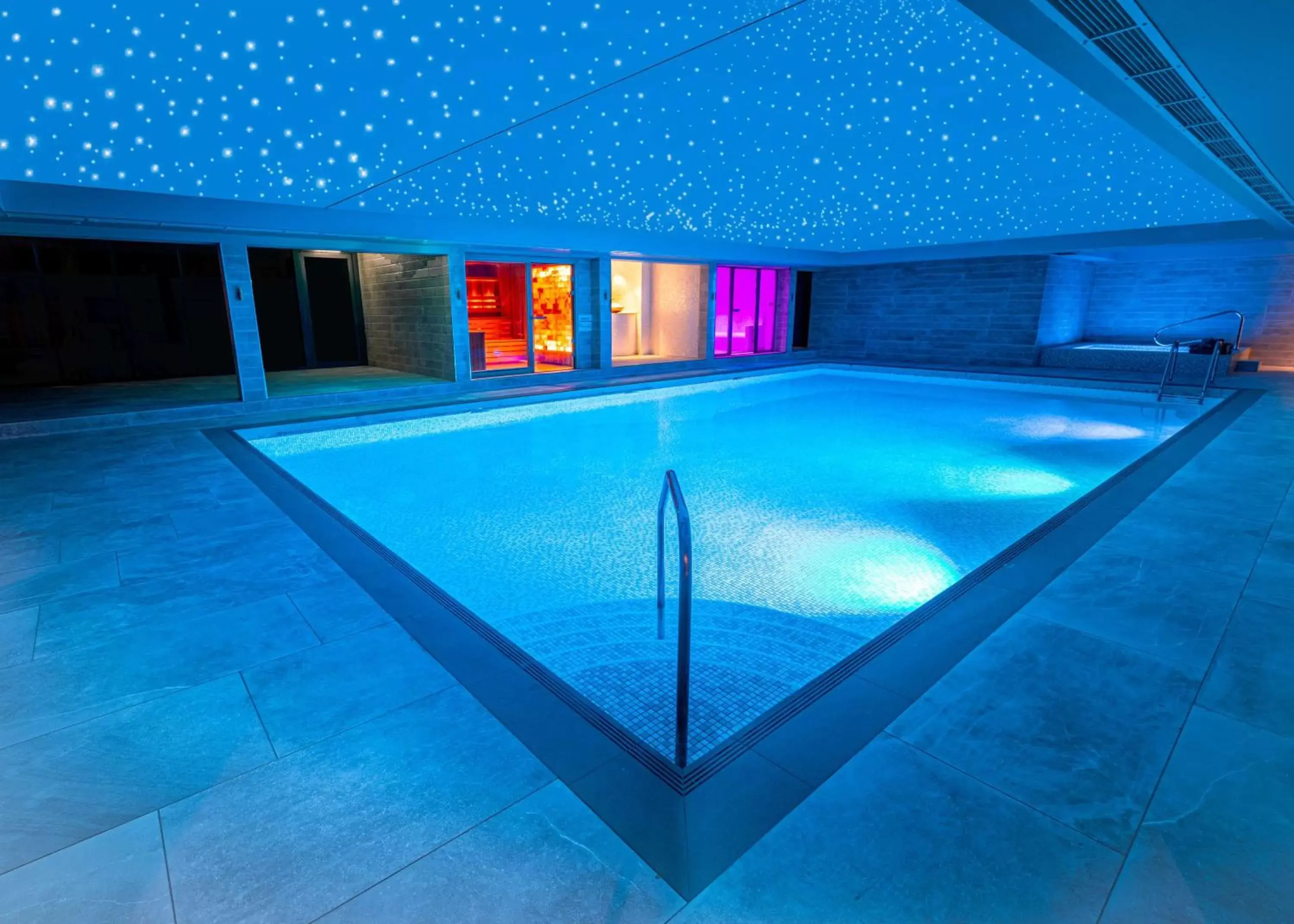 Spa and wellness centre/facilities, Swimming Pool in DoubleTree by Hilton Harrogate Majestic Hotel & Spa
