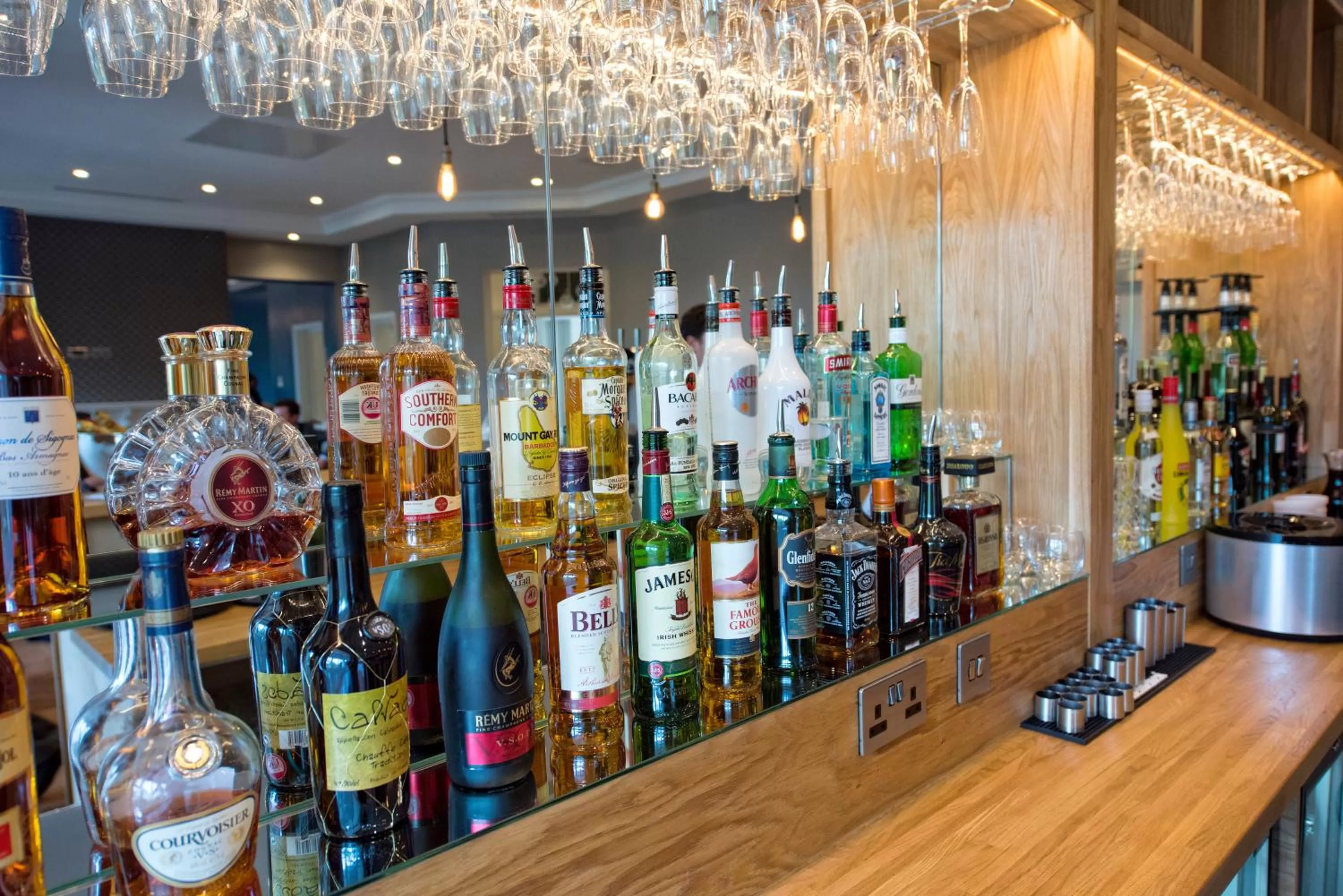 Lounge or bar in Yarrow Hotel