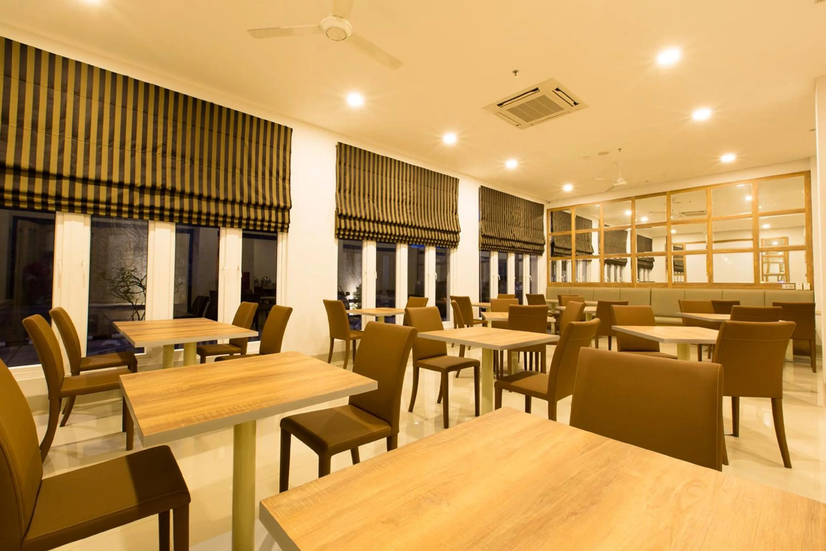 Restaurant/places to eat in Sparks Odeon Sukabumi, ARTOTEL Curated