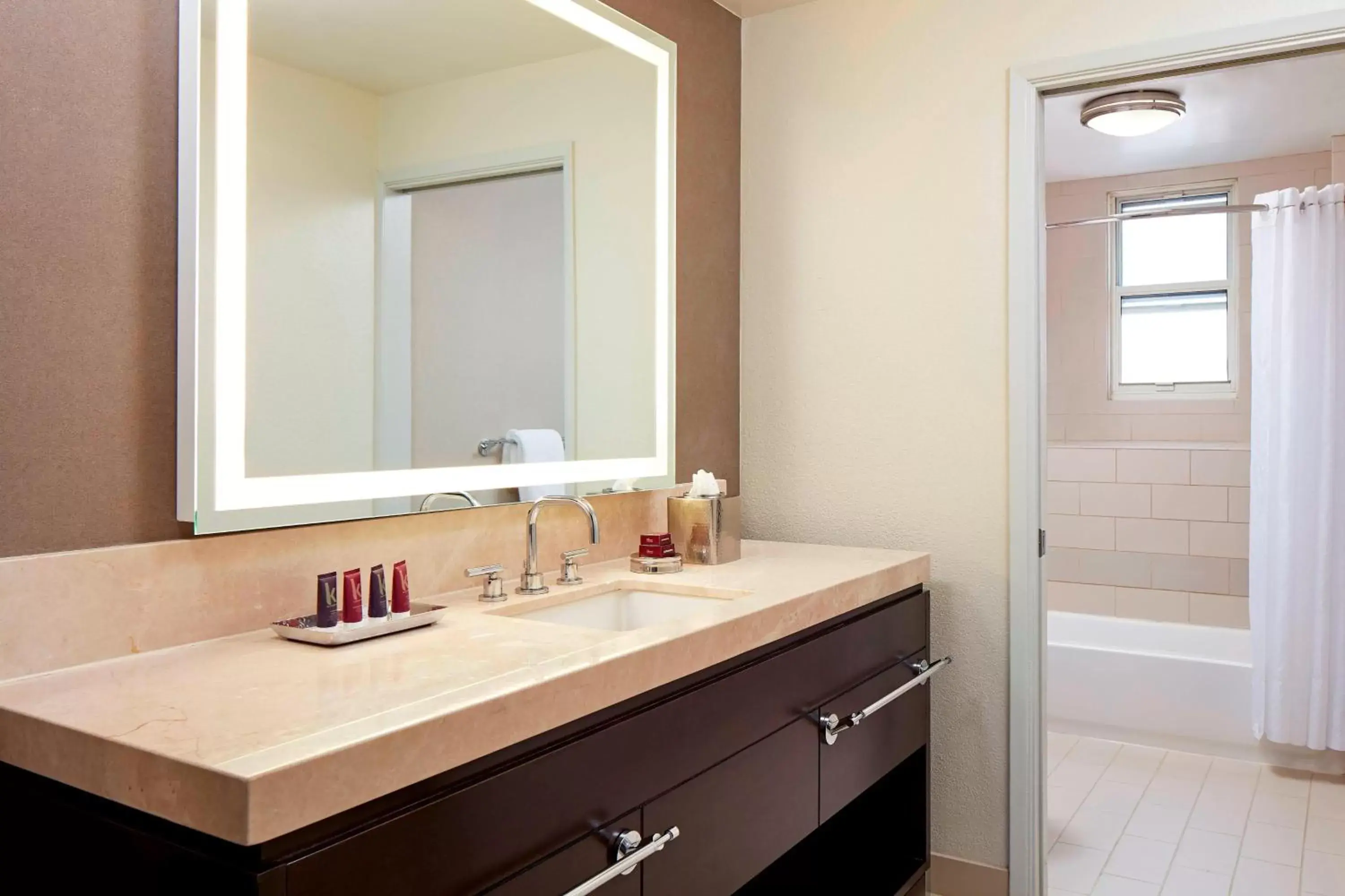 Bathroom in Hotel Adagio, Autograph Collection