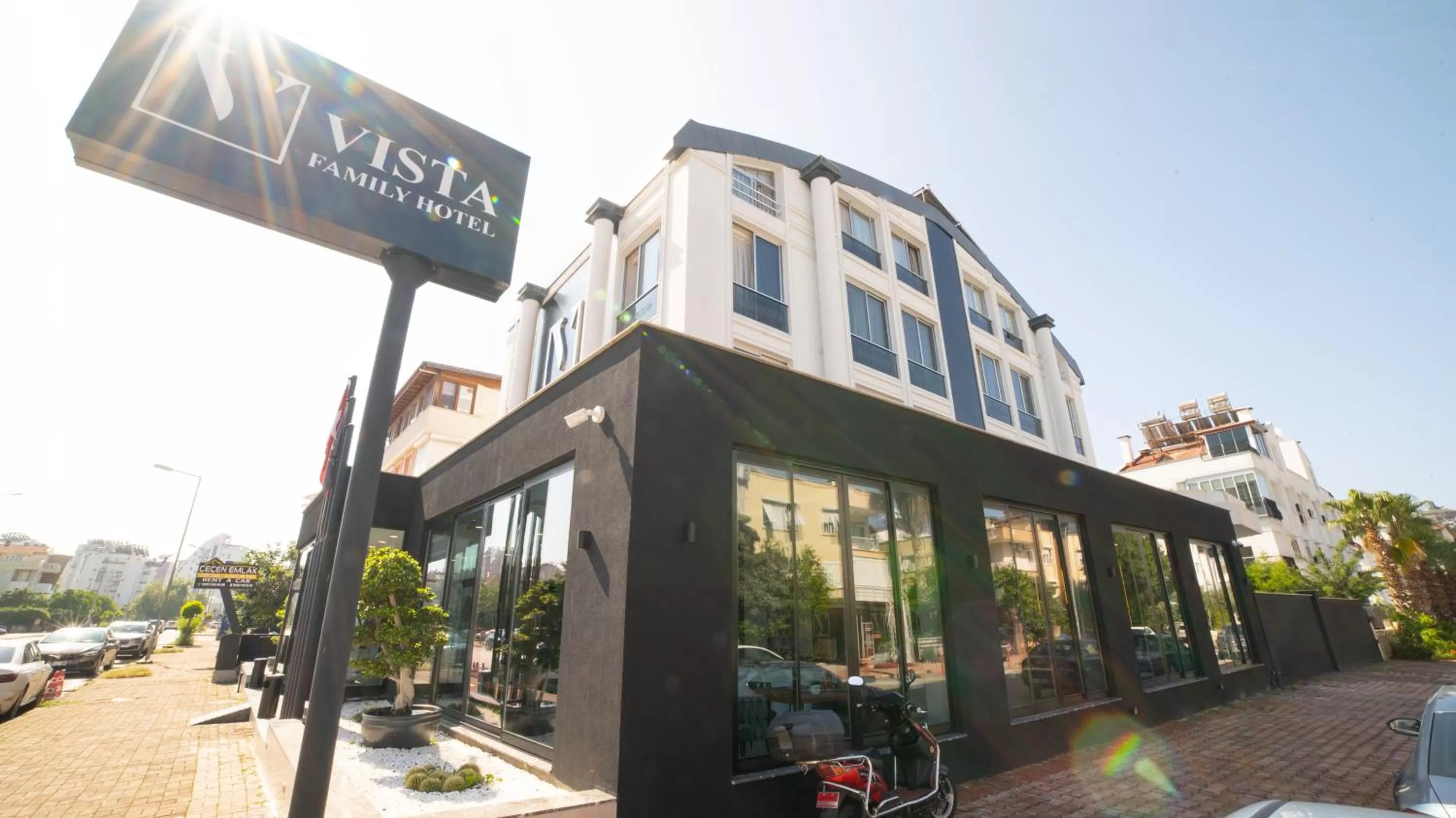 Property Building in Vista Family Hotel Konyaaltı
