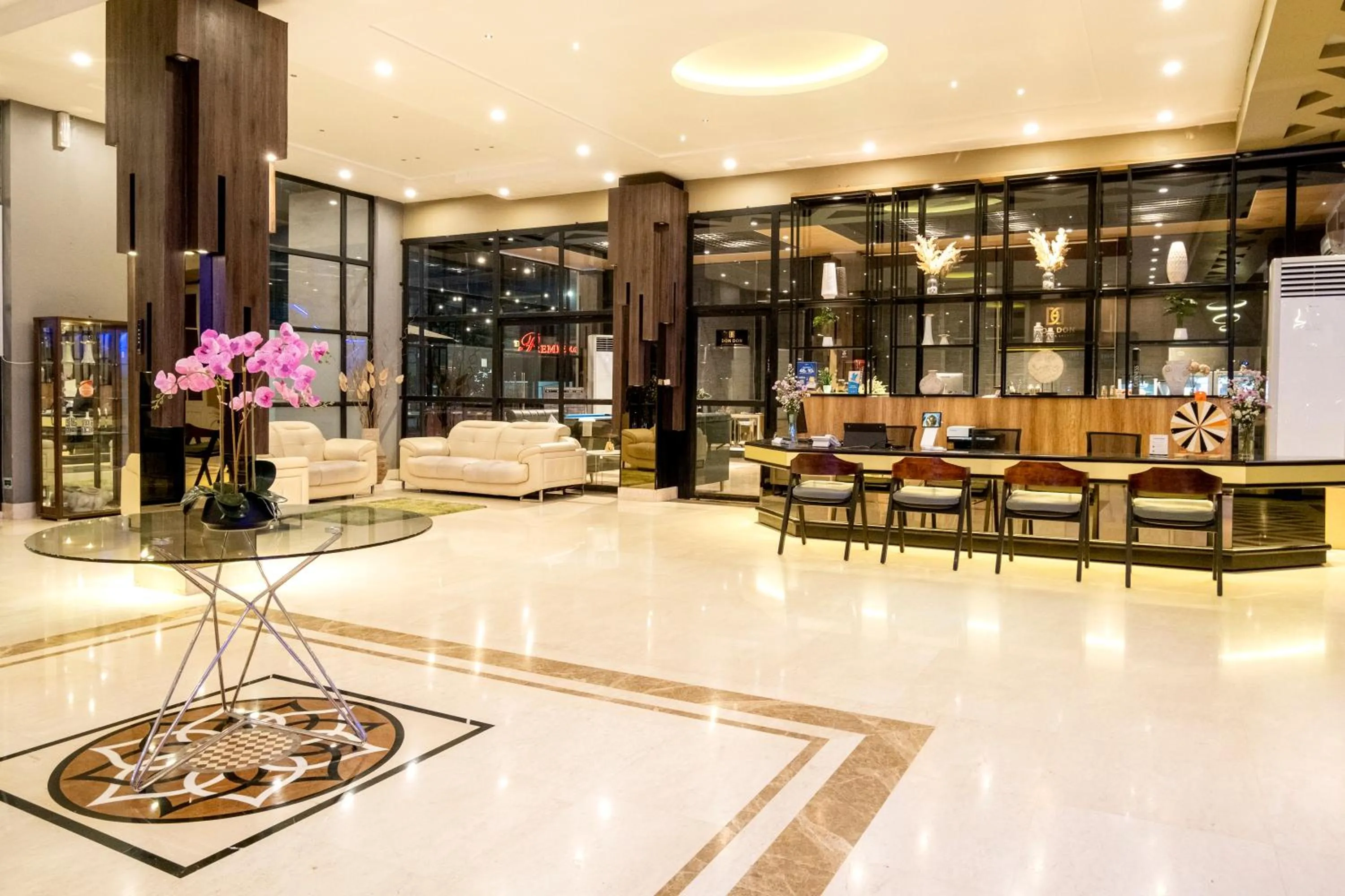 Premiere Hotel Tegal