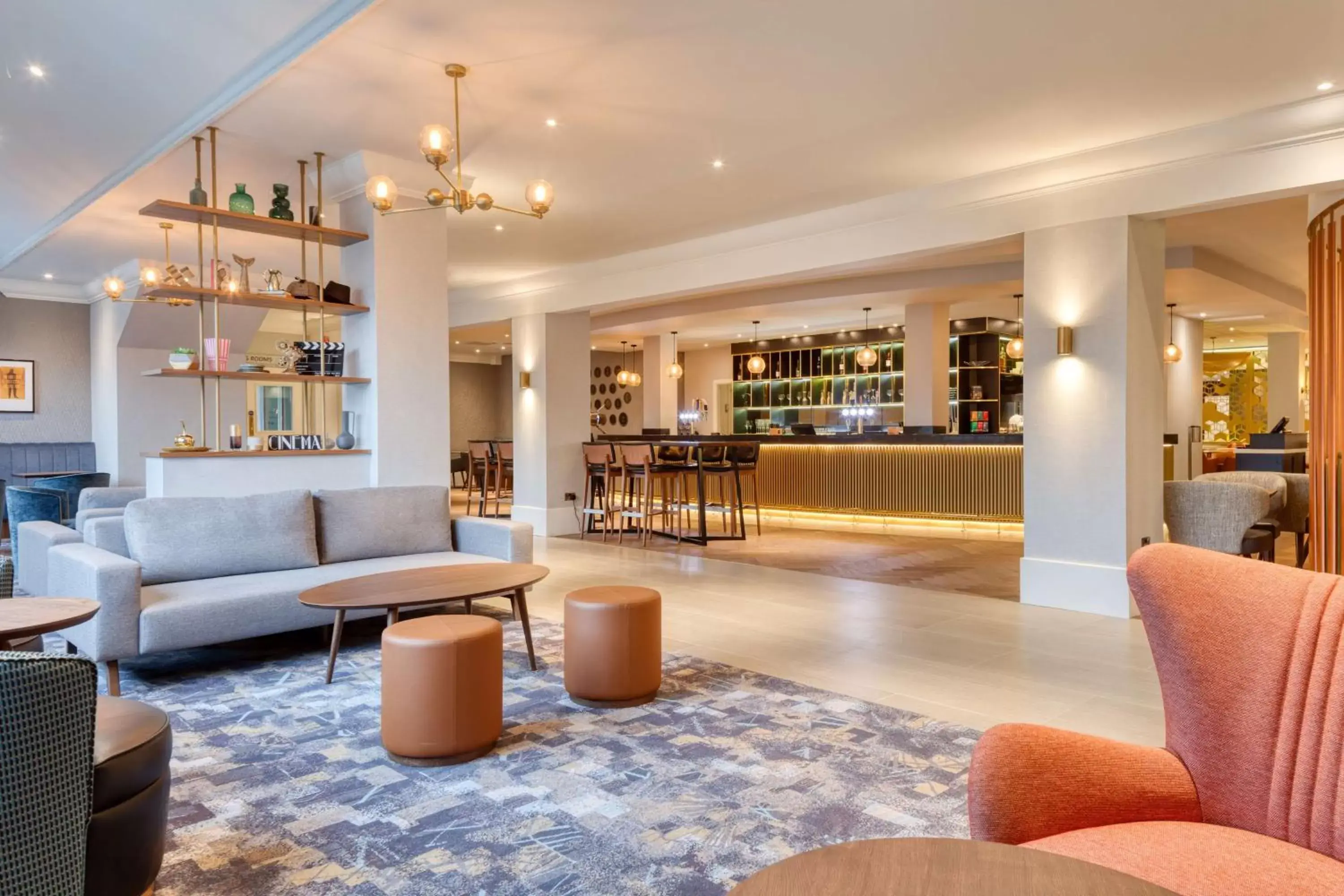 Lounge or bar, Lounge/Bar in DoubleTree by Hilton London Elstree
