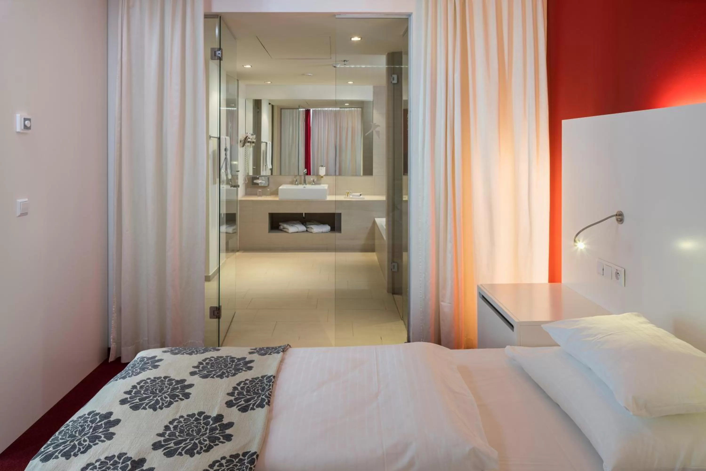 Bedroom, Bed in Falkensteiner Hotel Bratislava