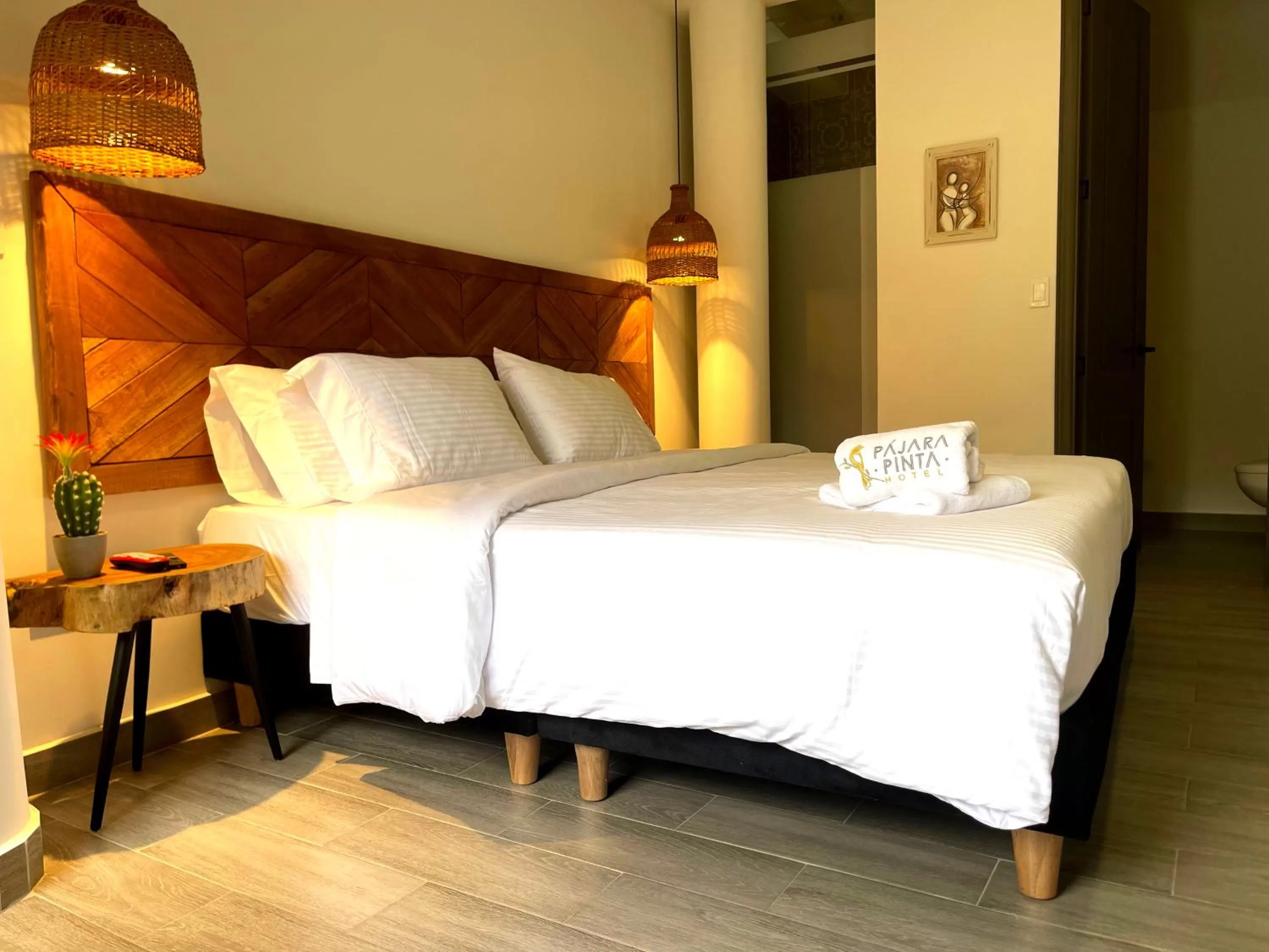 Restaurant/places to eat, Bed in Hotel Pajara Pinta