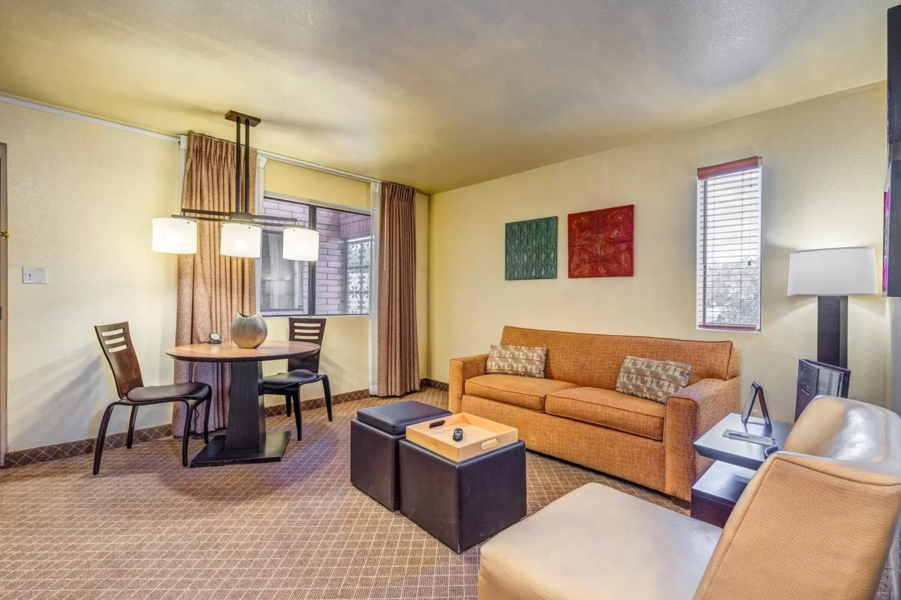 Seating area in Sierra Suites Boutique Hotel