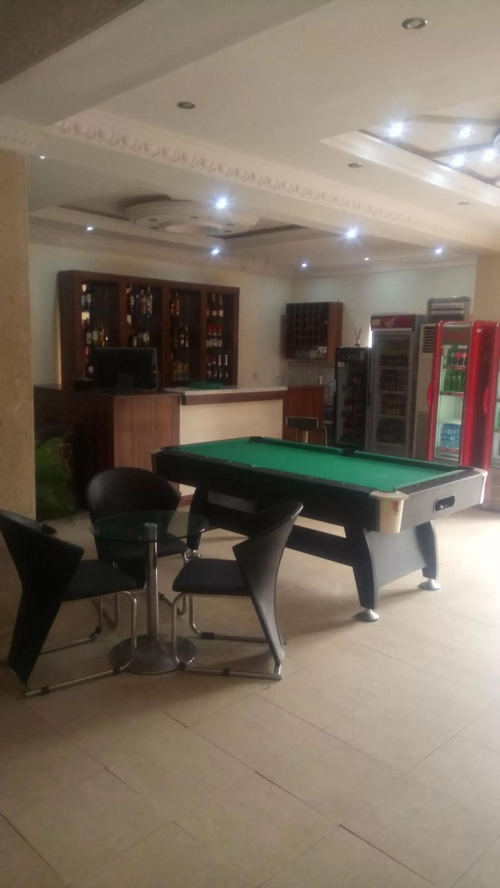 Lounge or bar, Billiards in Citilodge Hotel