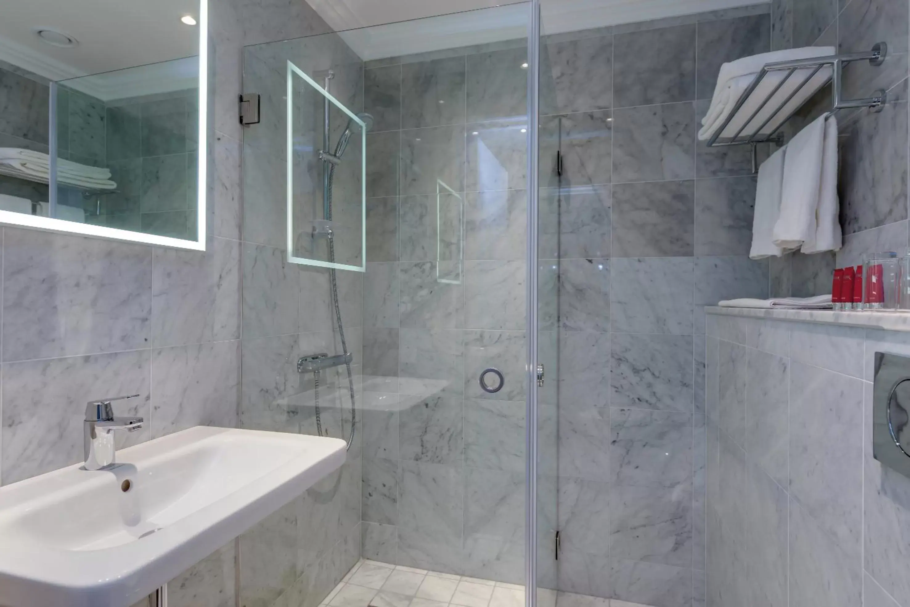 Bathroom in Elite Stora Hotellet