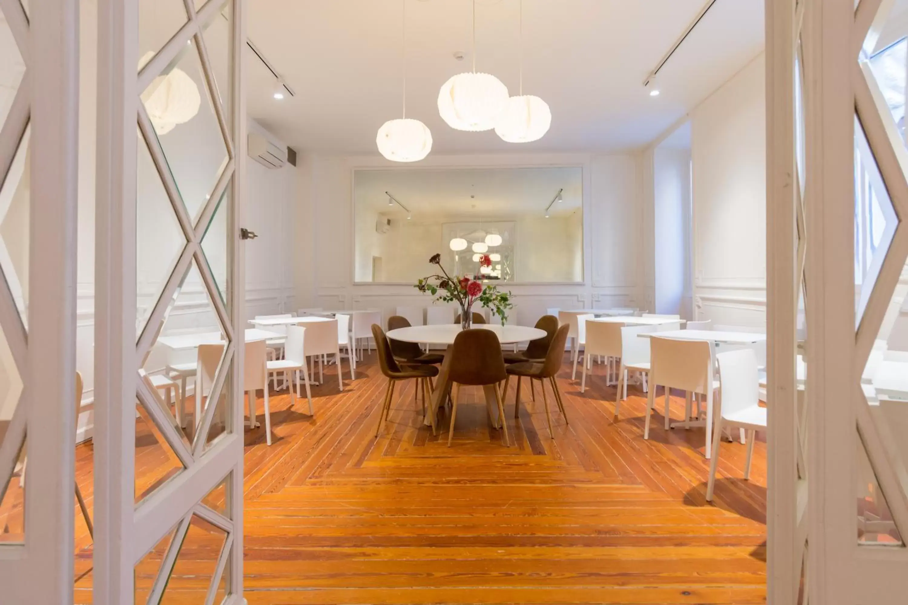 Lounge or bar, Dining Area in B&B Hotel Genova