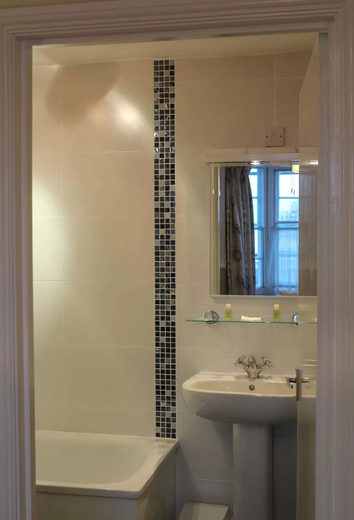 Bathroom in Kersbrook Guest Accommodation