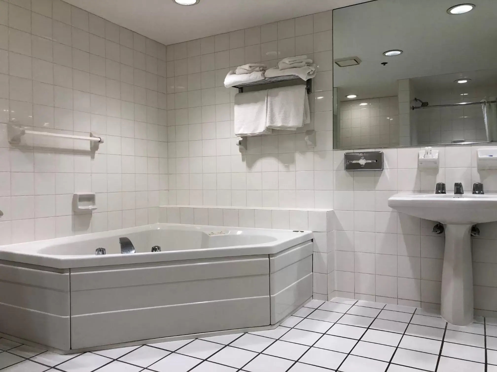 Bathroom in Best Western Atlantic City Hotel