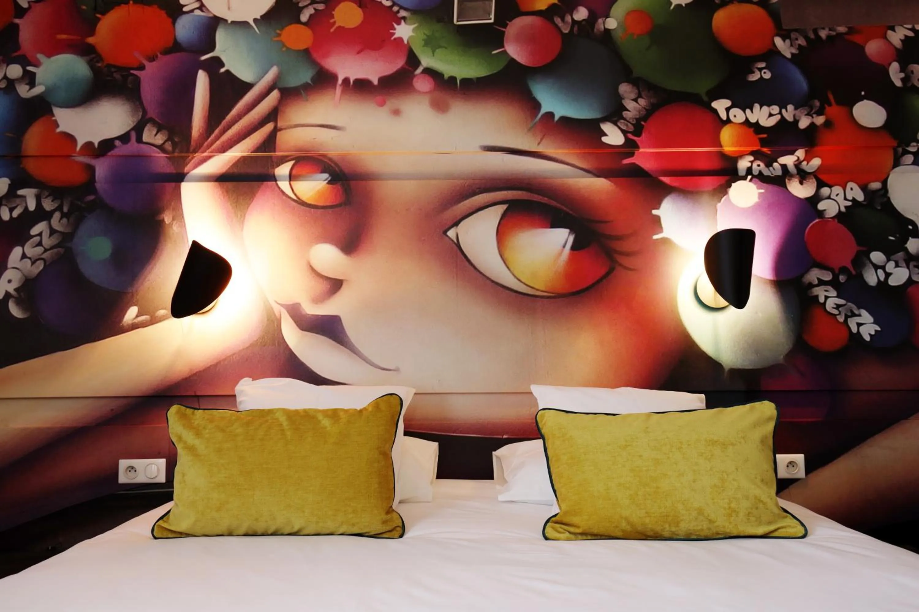 Bed in Hôtel la Capelle Millau