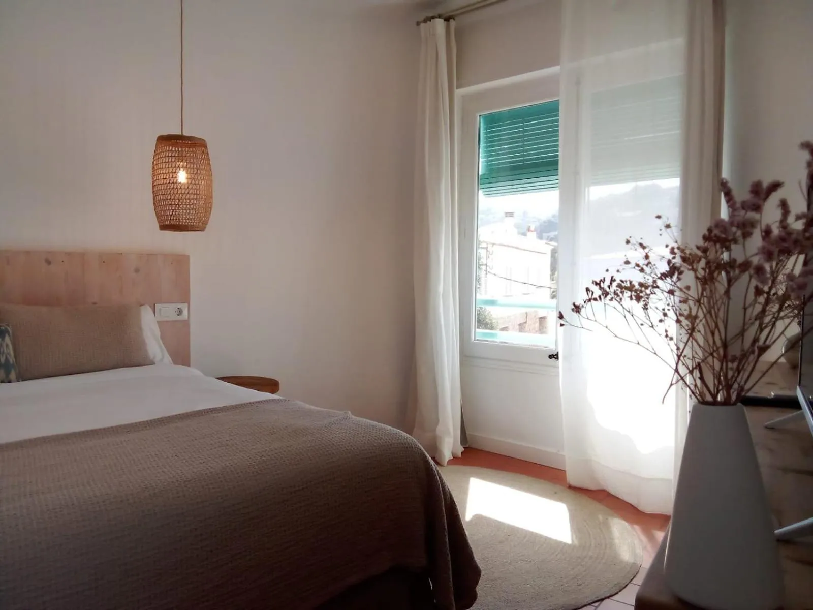 Bedroom, Bed in Hostal Ses Negres