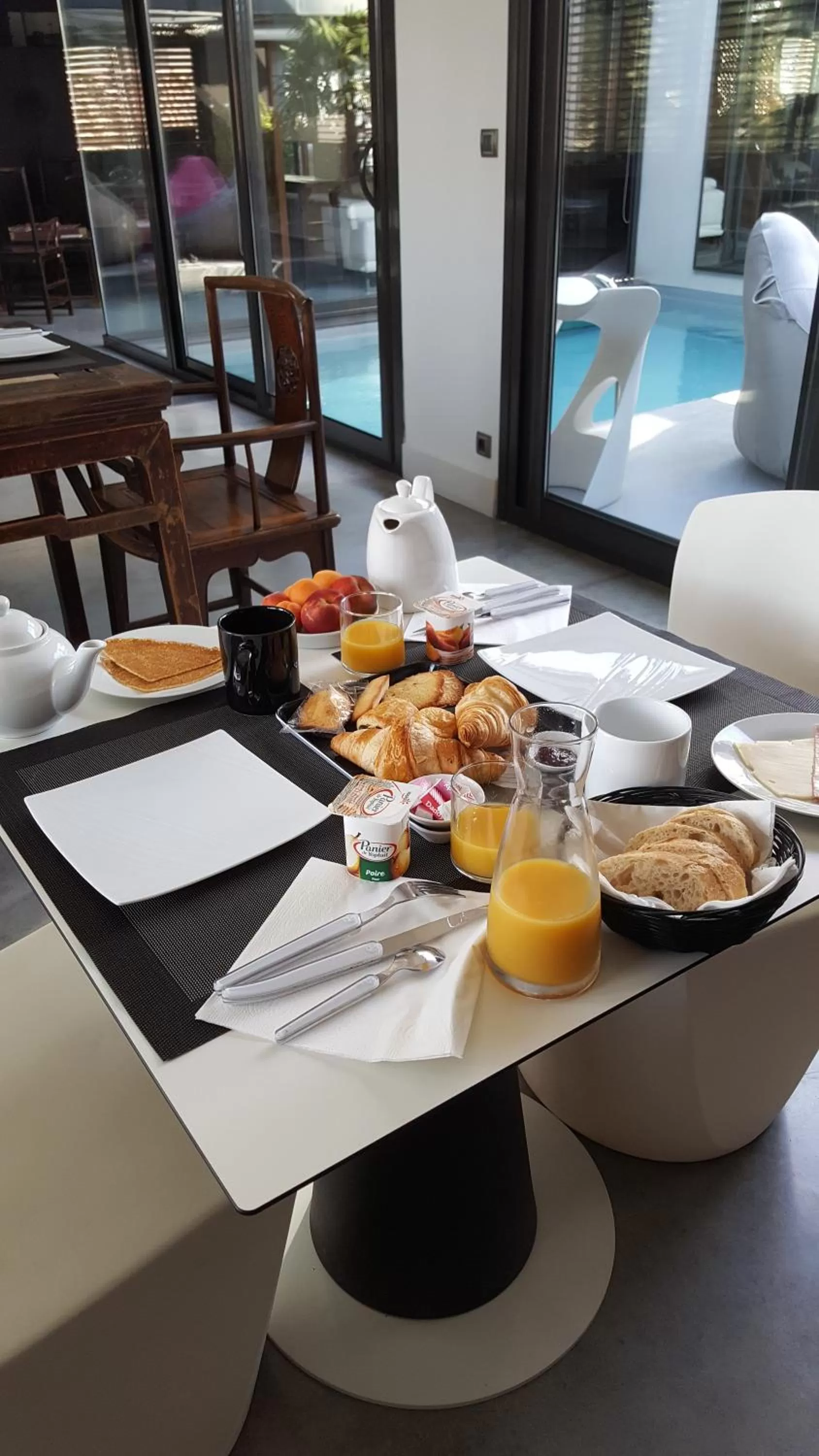 Food and drinks in Be Loft B&B Pool & Spa