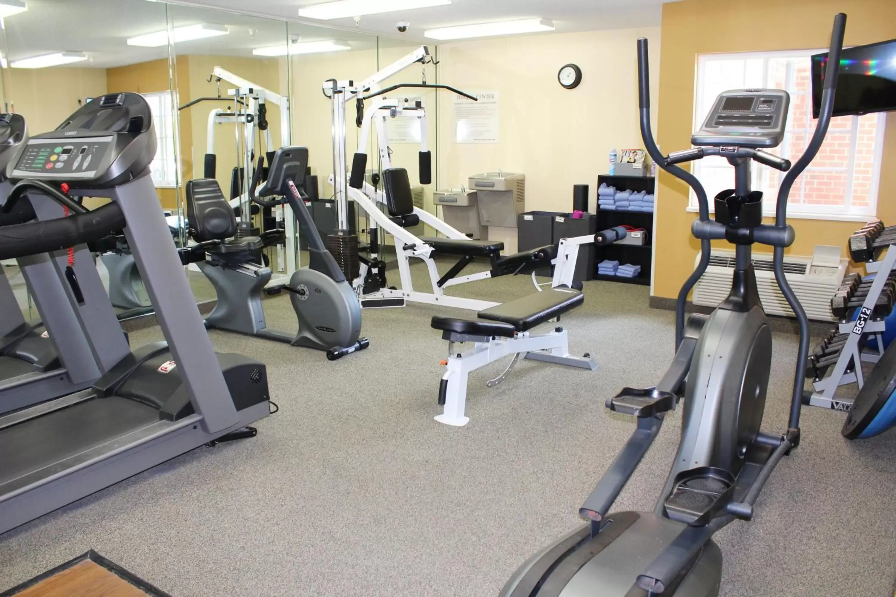 Spa and wellness centre/facilities, Fitness Center/Facilities in Candlewood Suites Washington-Dulles Herndon, an IHG Hotel