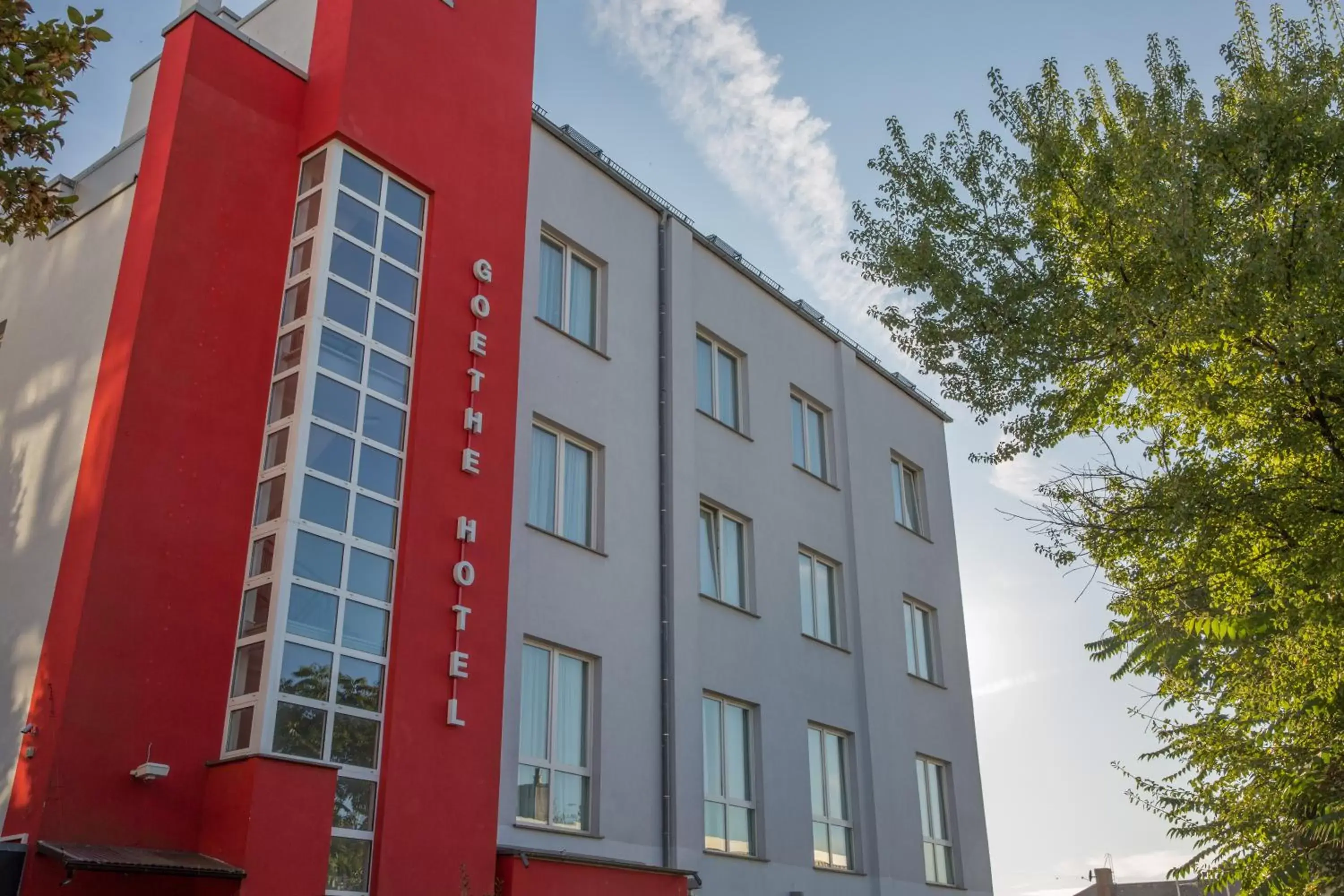 Facade/entrance, Property Building in Goethe Conference Hotel by Trip Inn