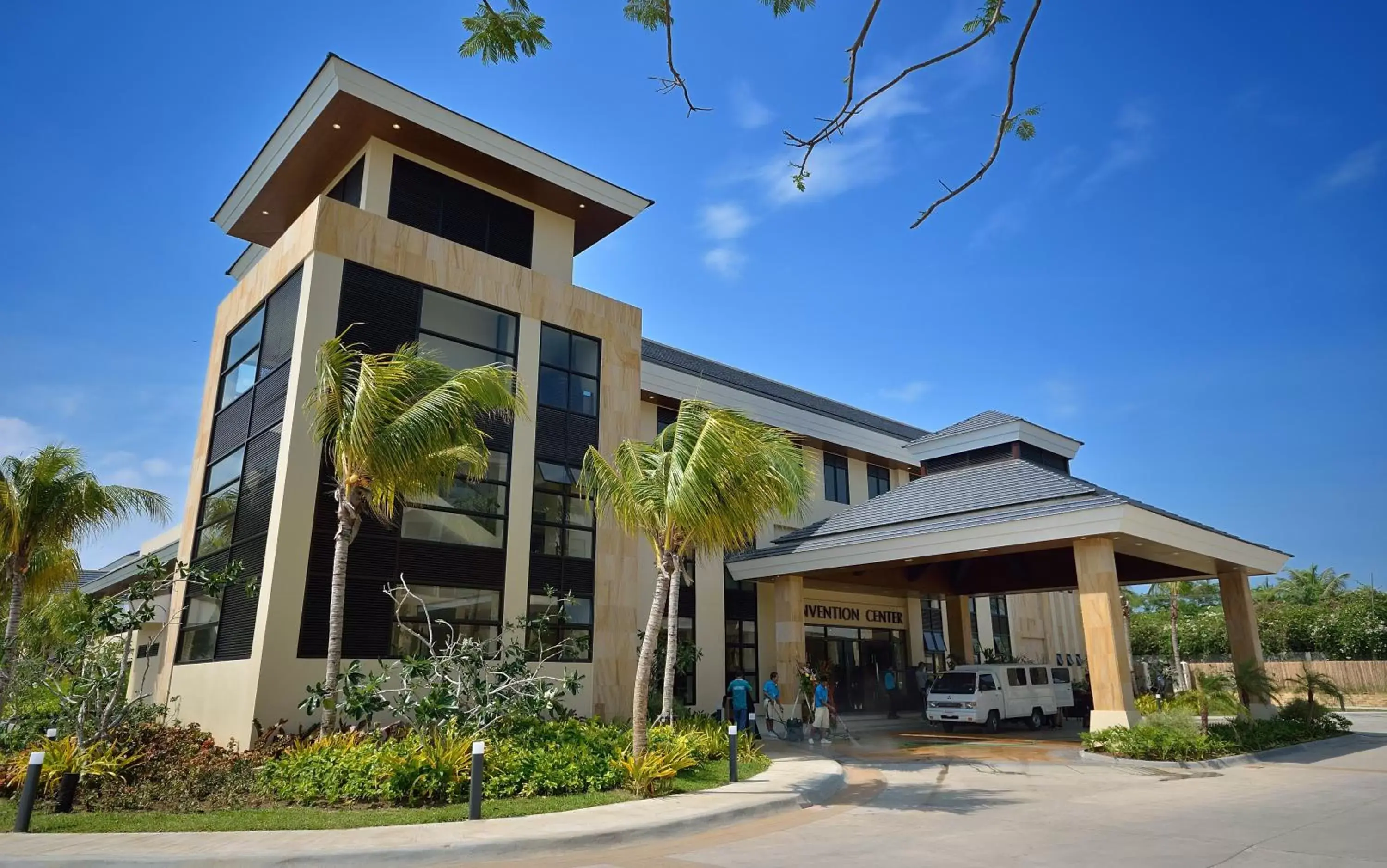Property building, Facade/Entrance in Henann Resort Alona Beach
