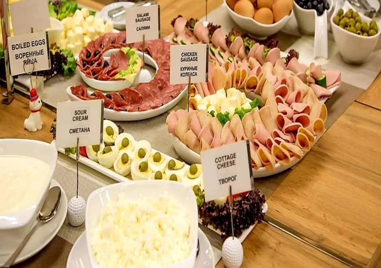 Breakfast in Royal Inn