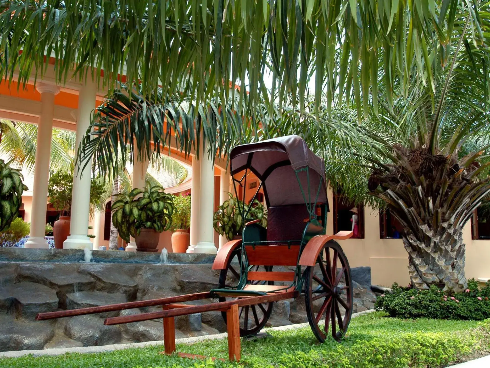 Facade/entrance in Phu Hai Beach Resort & Spa Phan Thiet Facade/entrance in Phu Hai Beach Resort & Spa Phan Thiet
