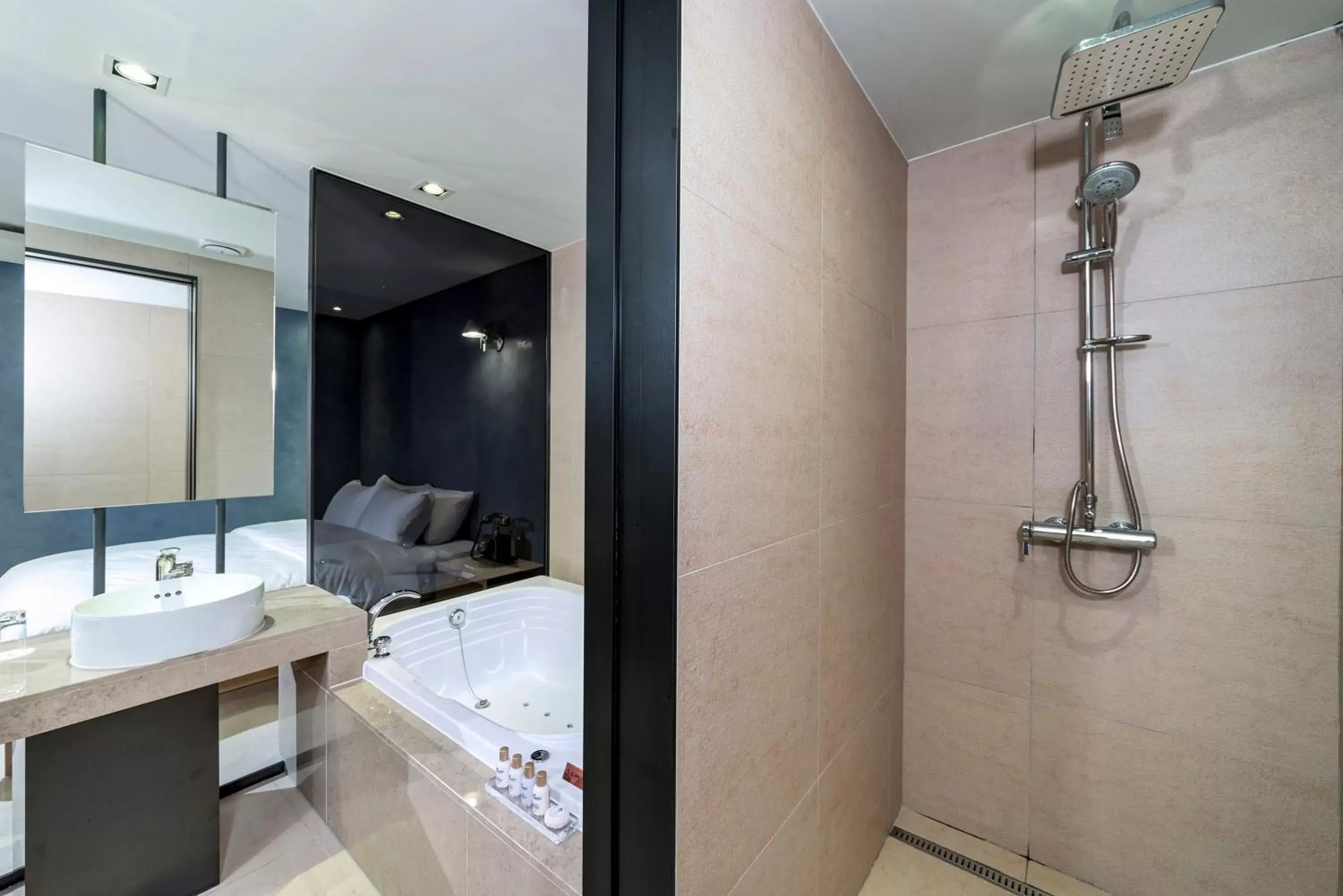 Decorative detail, Bathroom in Capace Hotel Gangnam