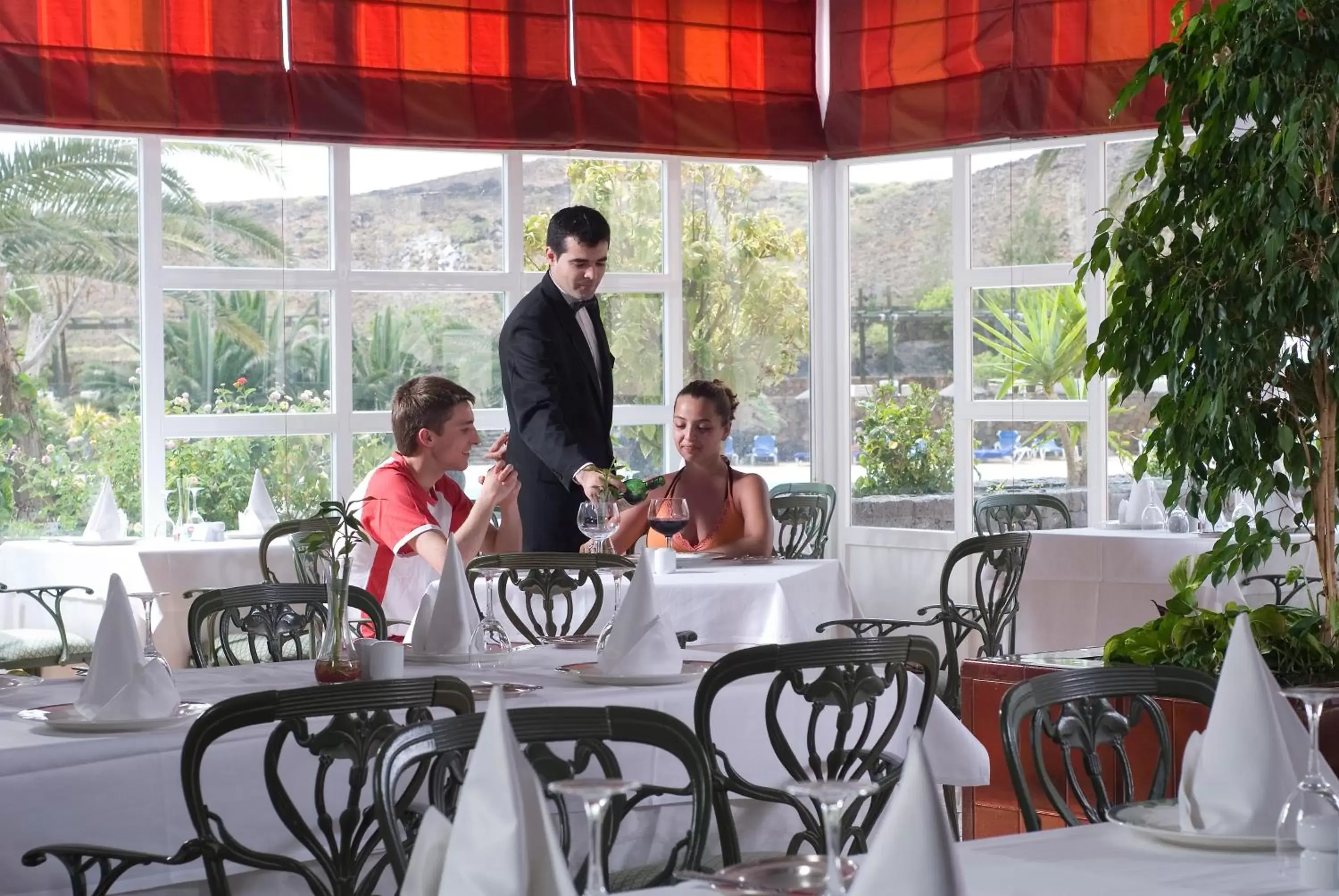 Food and drinks in Beatriz Costa & Spa Food and drinks in Beatriz Costa & Spa