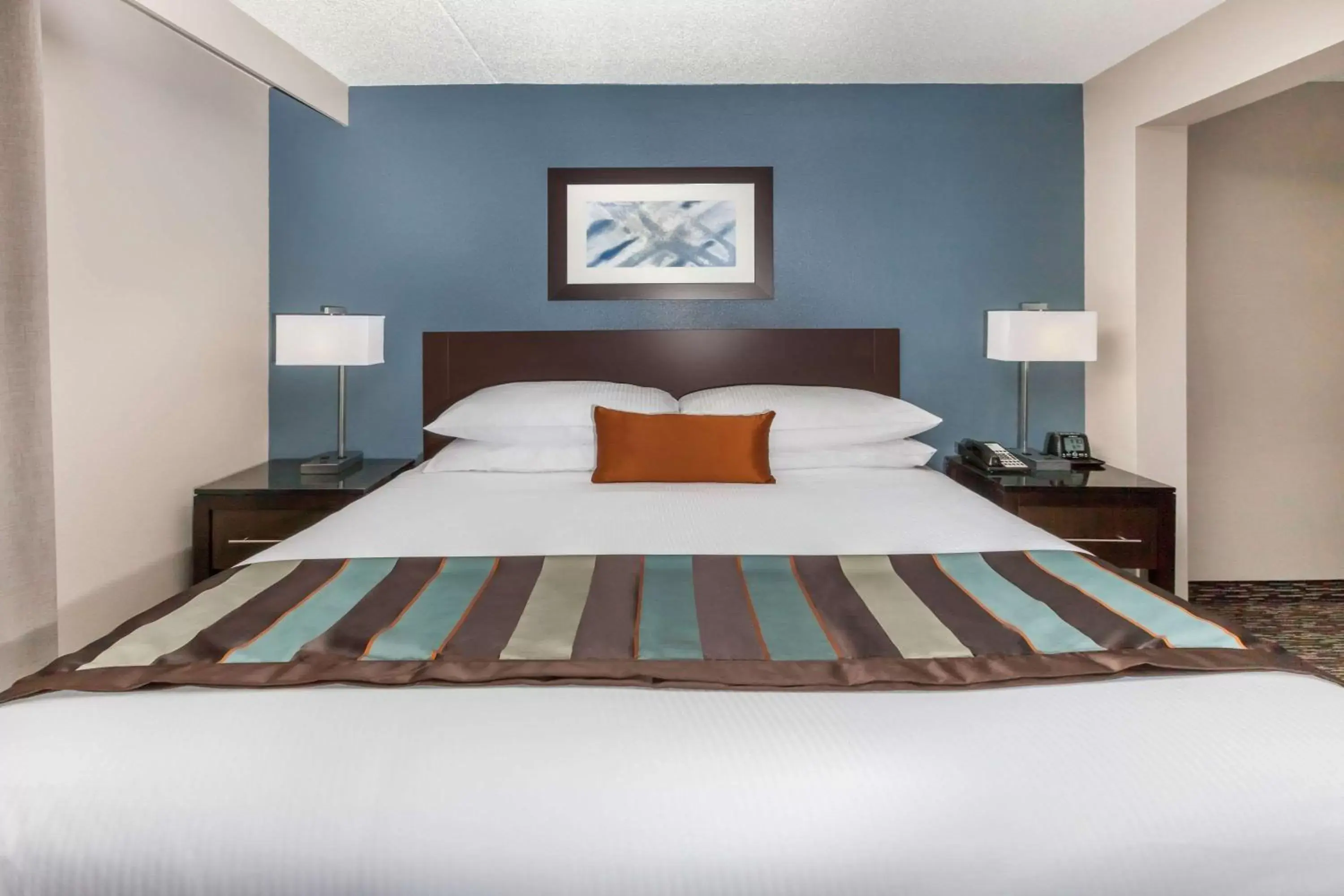 Photo of the whole room, Bed in Wingate by Wyndham Sylvania-Toledo