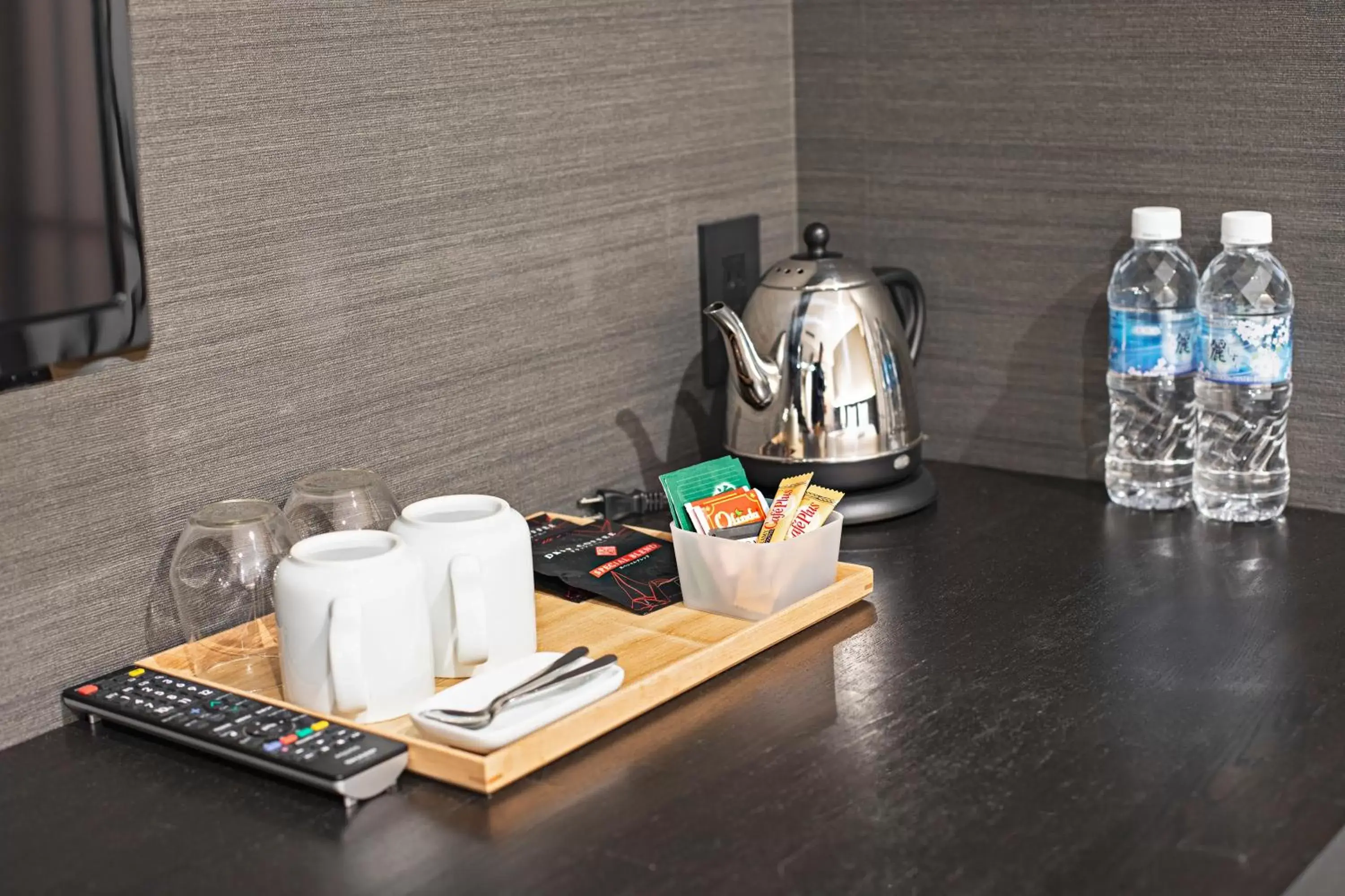 Coffee/tea facilities in Hotel Ninja Black