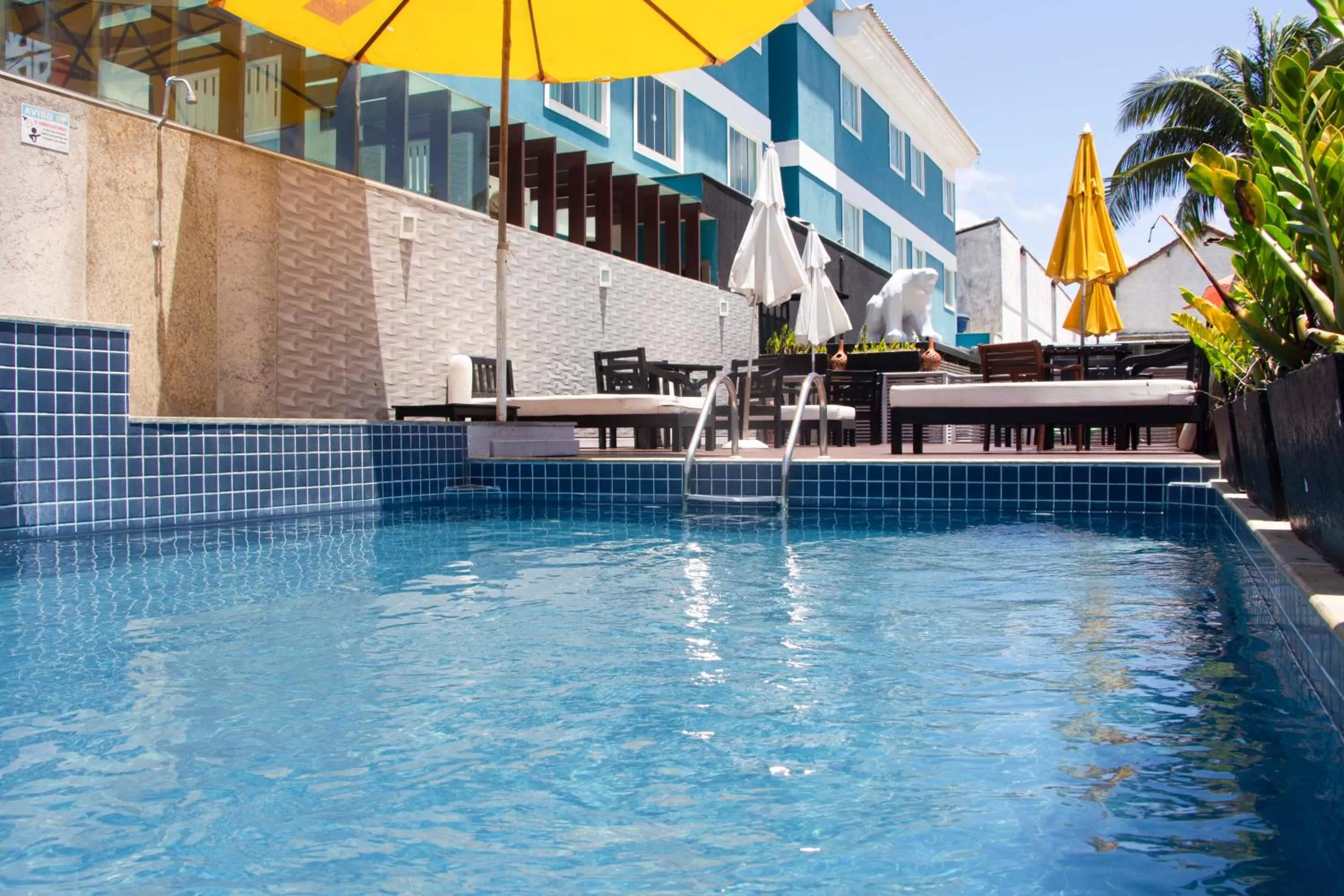 Swimming pool in Pousada SUN Victory