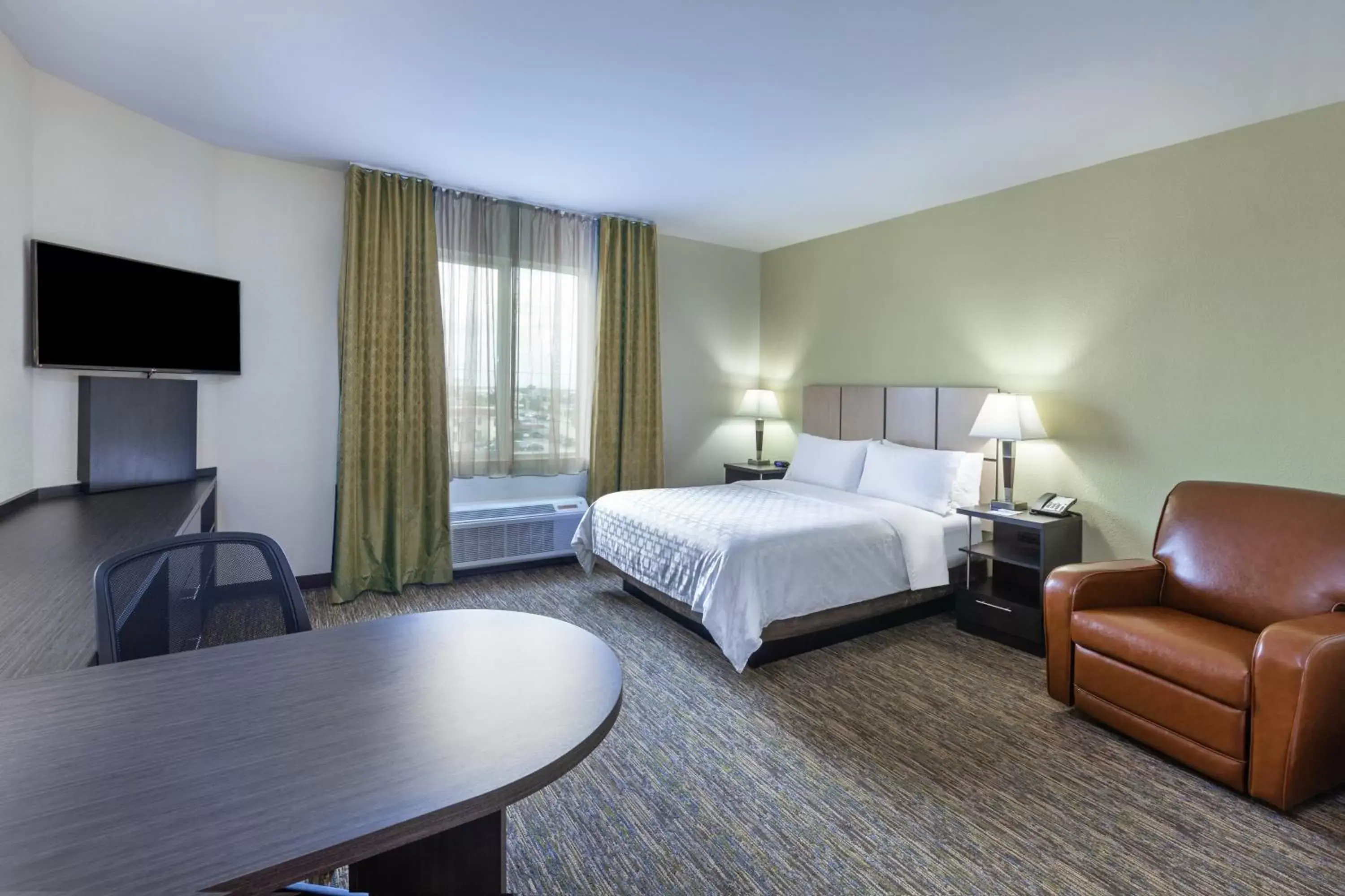 Photo of the whole room in Candlewood Suites Houston - Spring by IHG Photo of the whole room in Candlewood Suites Houston - Spring by IHG